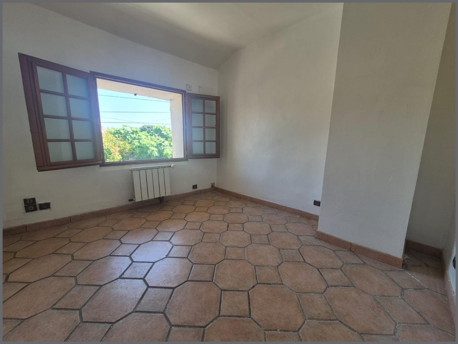 Miniature photo - 3 / 4