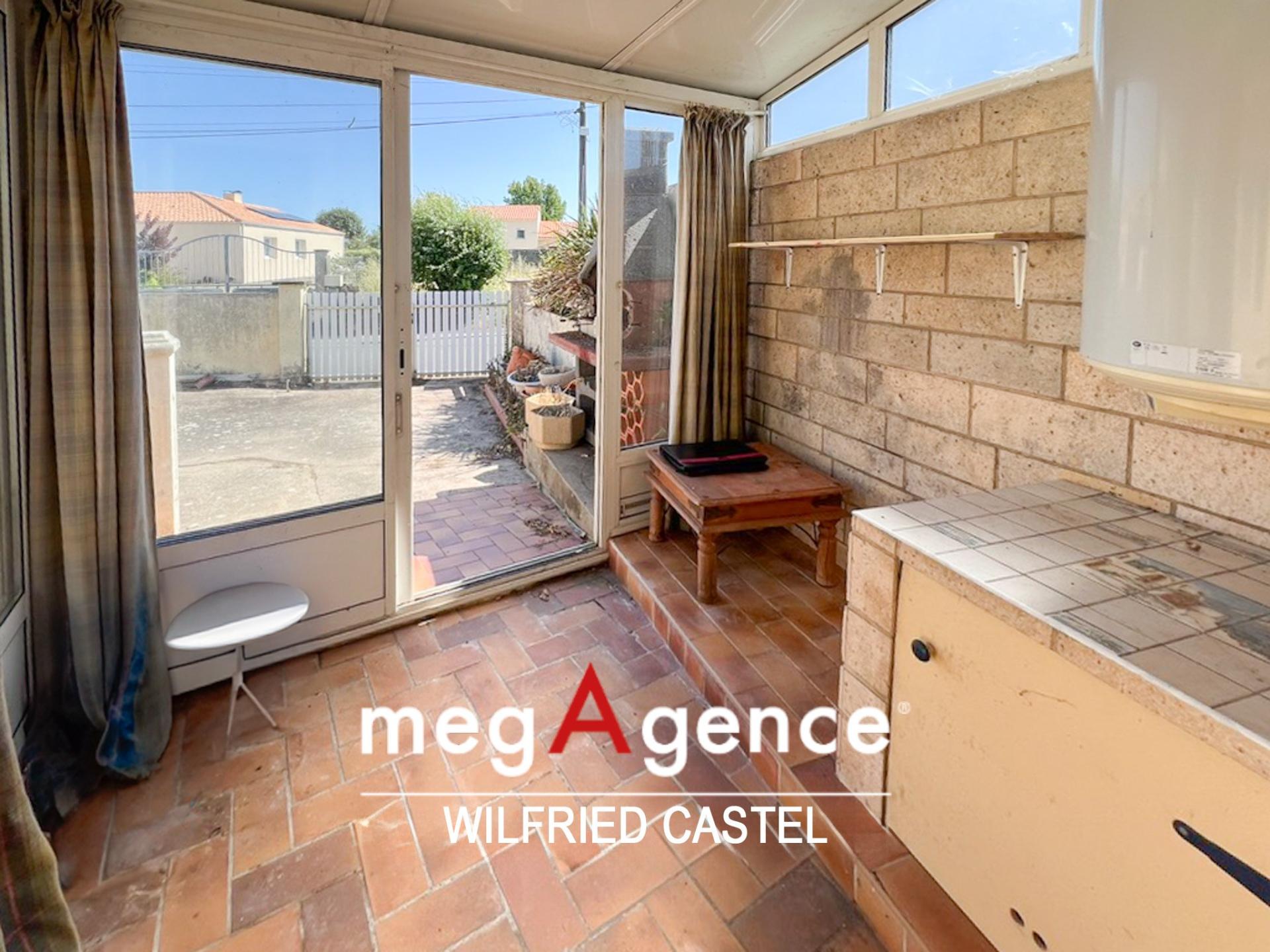 Miniature photo - 2 / 10