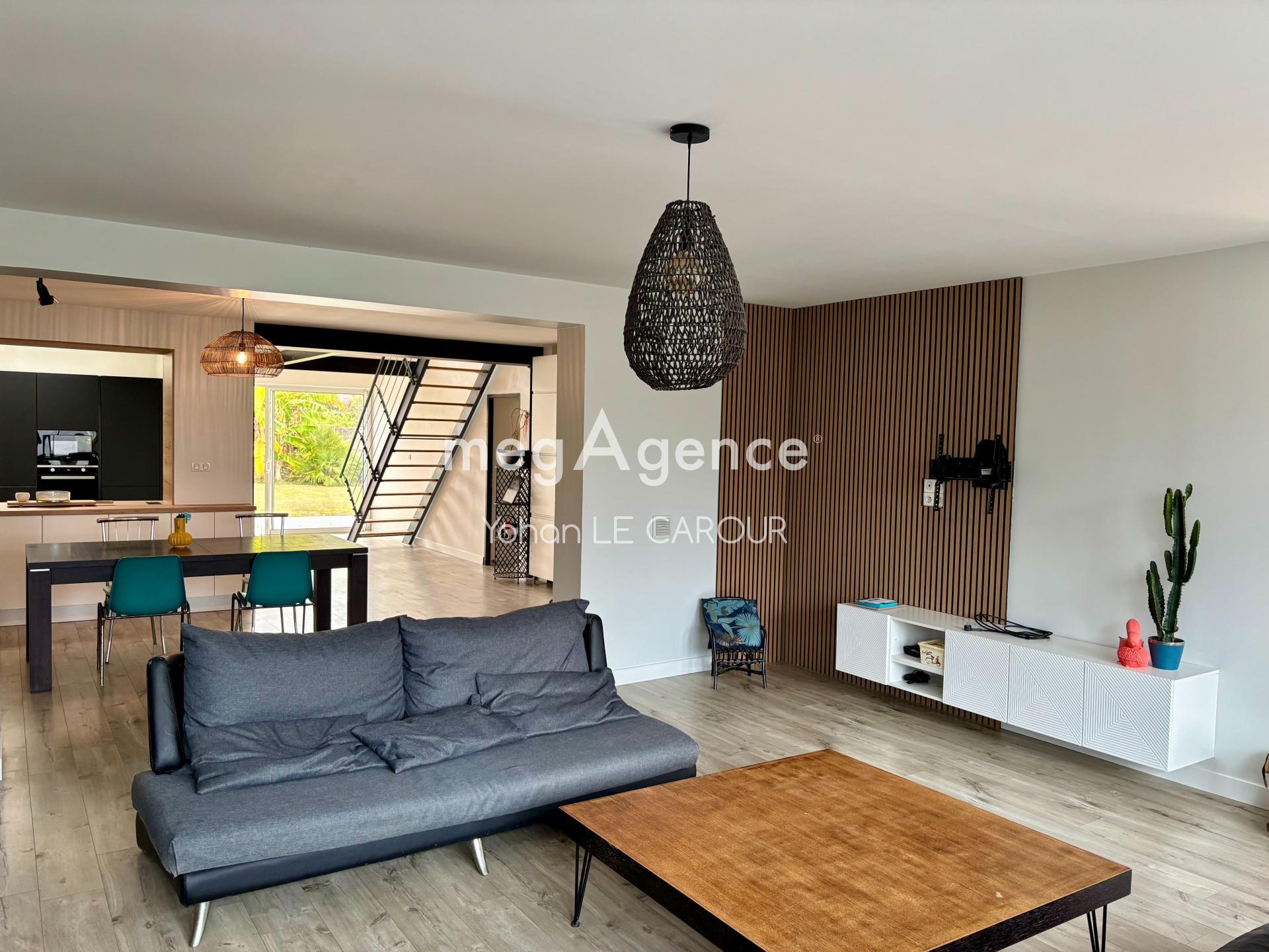 Miniature photo - 2 / 16