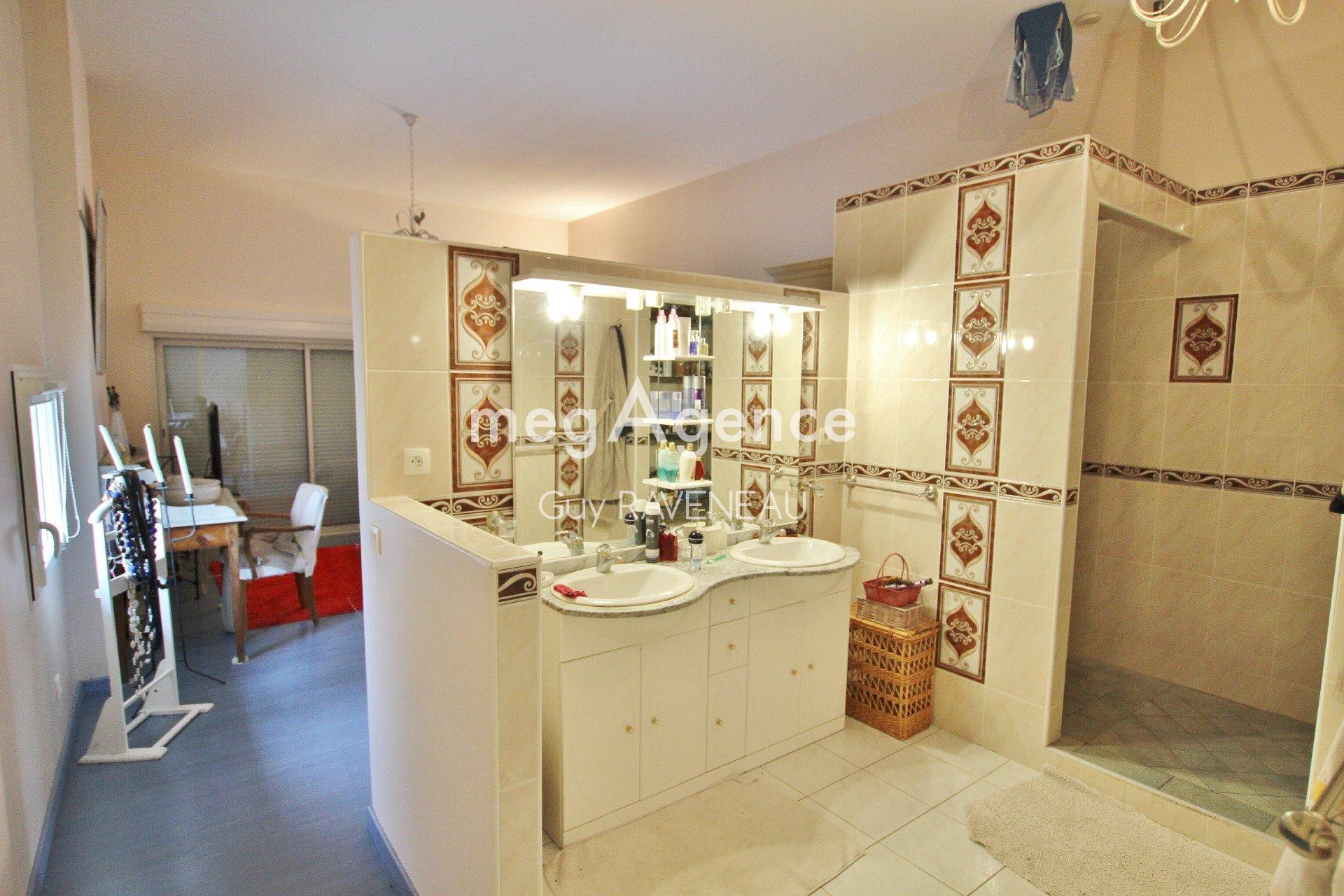 Miniature photo - 7 / 14