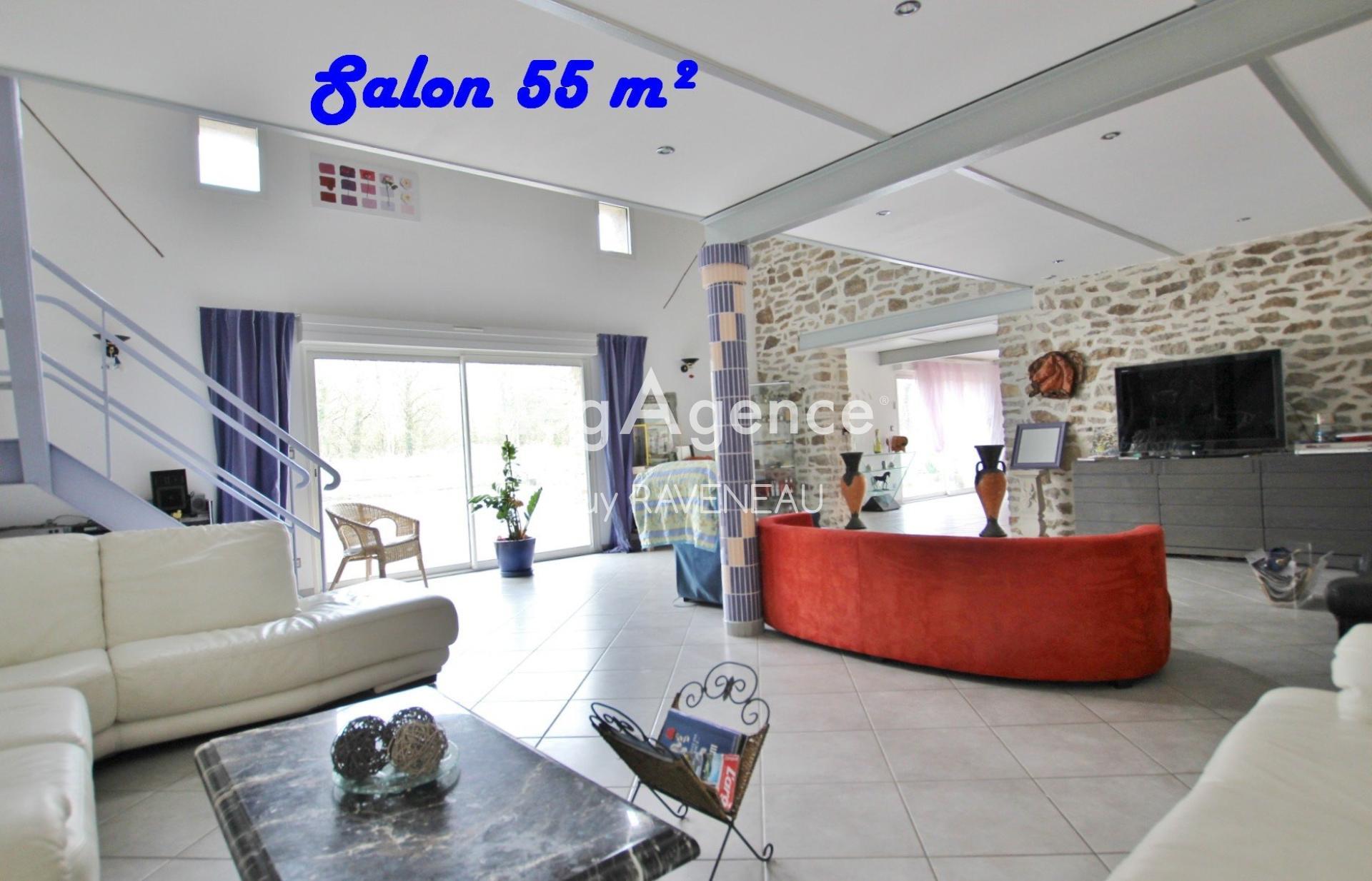 Miniature photo - 2 / 14