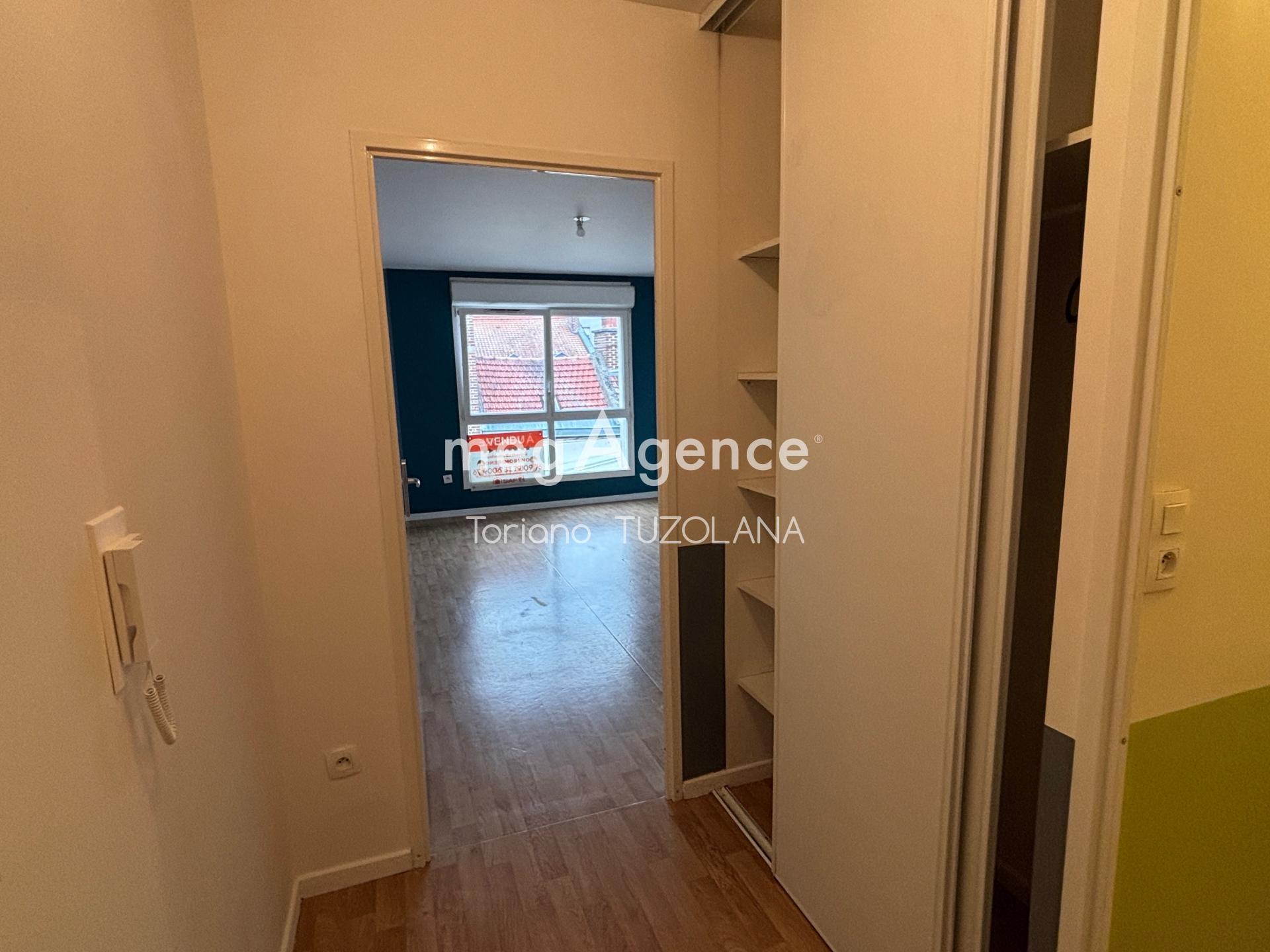 Miniature photo - 2 / 7