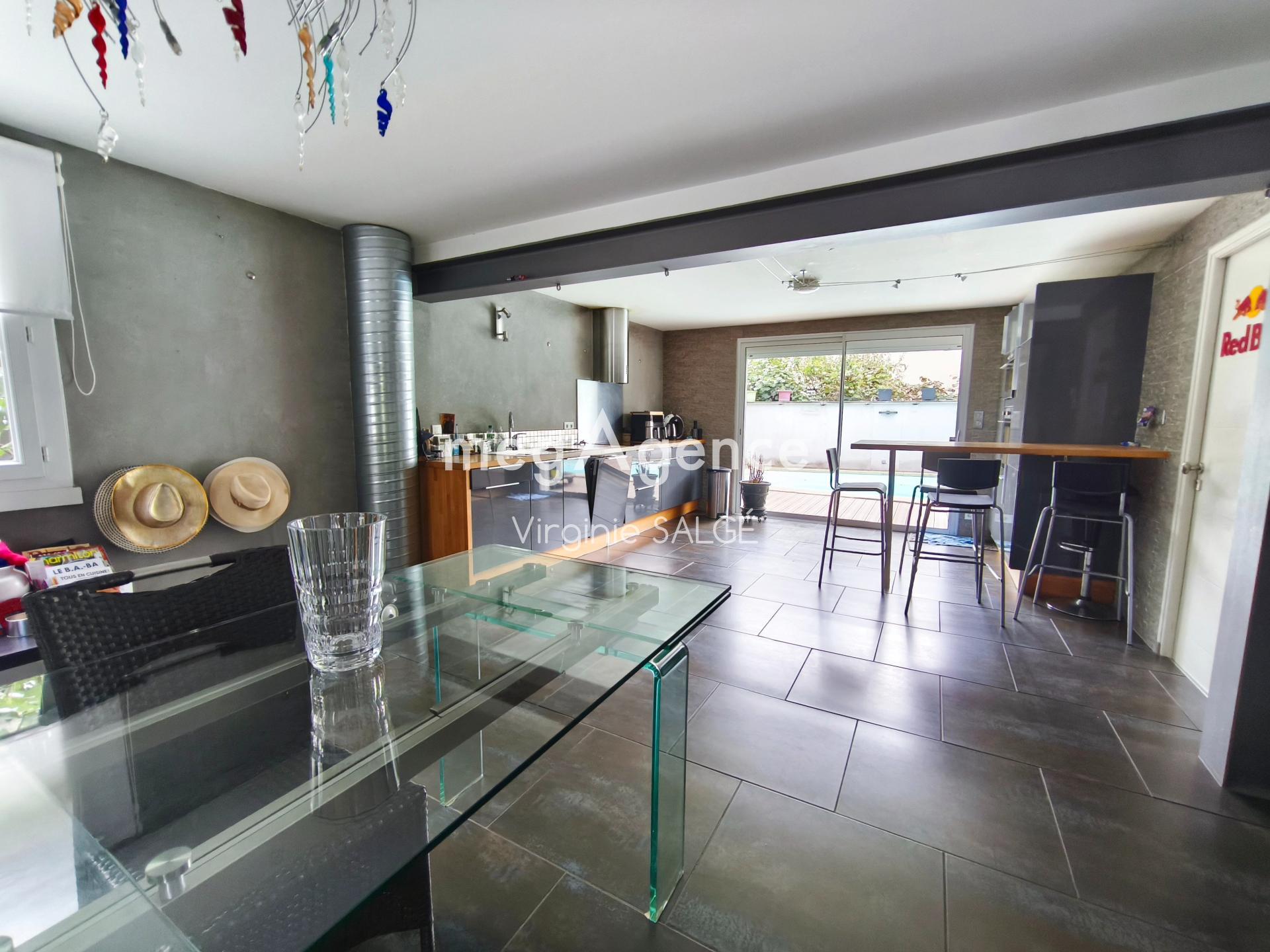 Miniature photo - 2 / 9