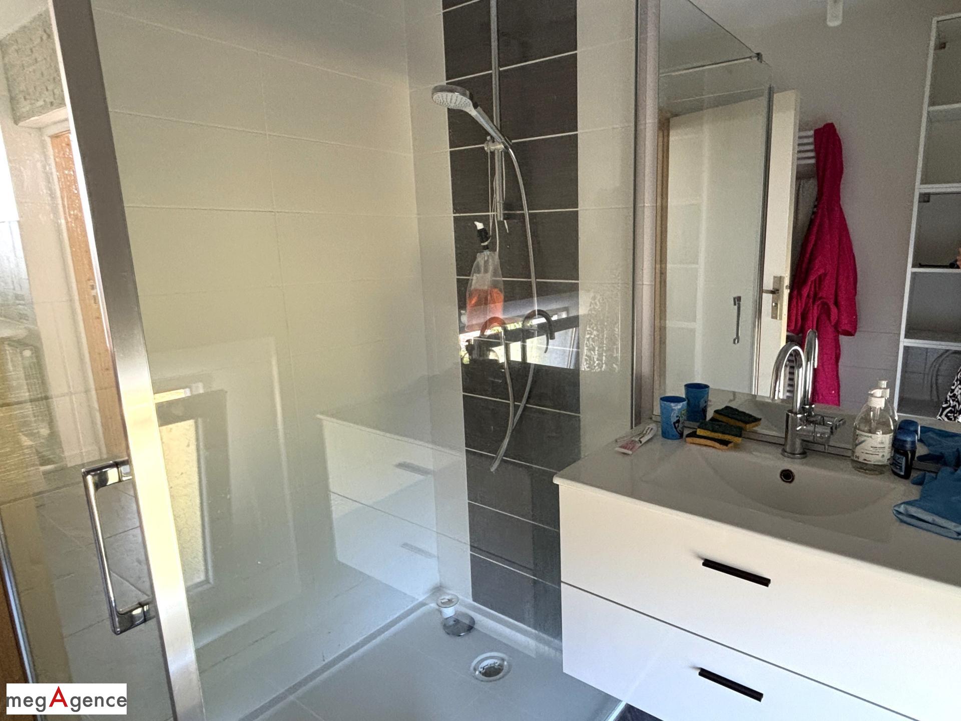 Miniature photo - 20 / 20