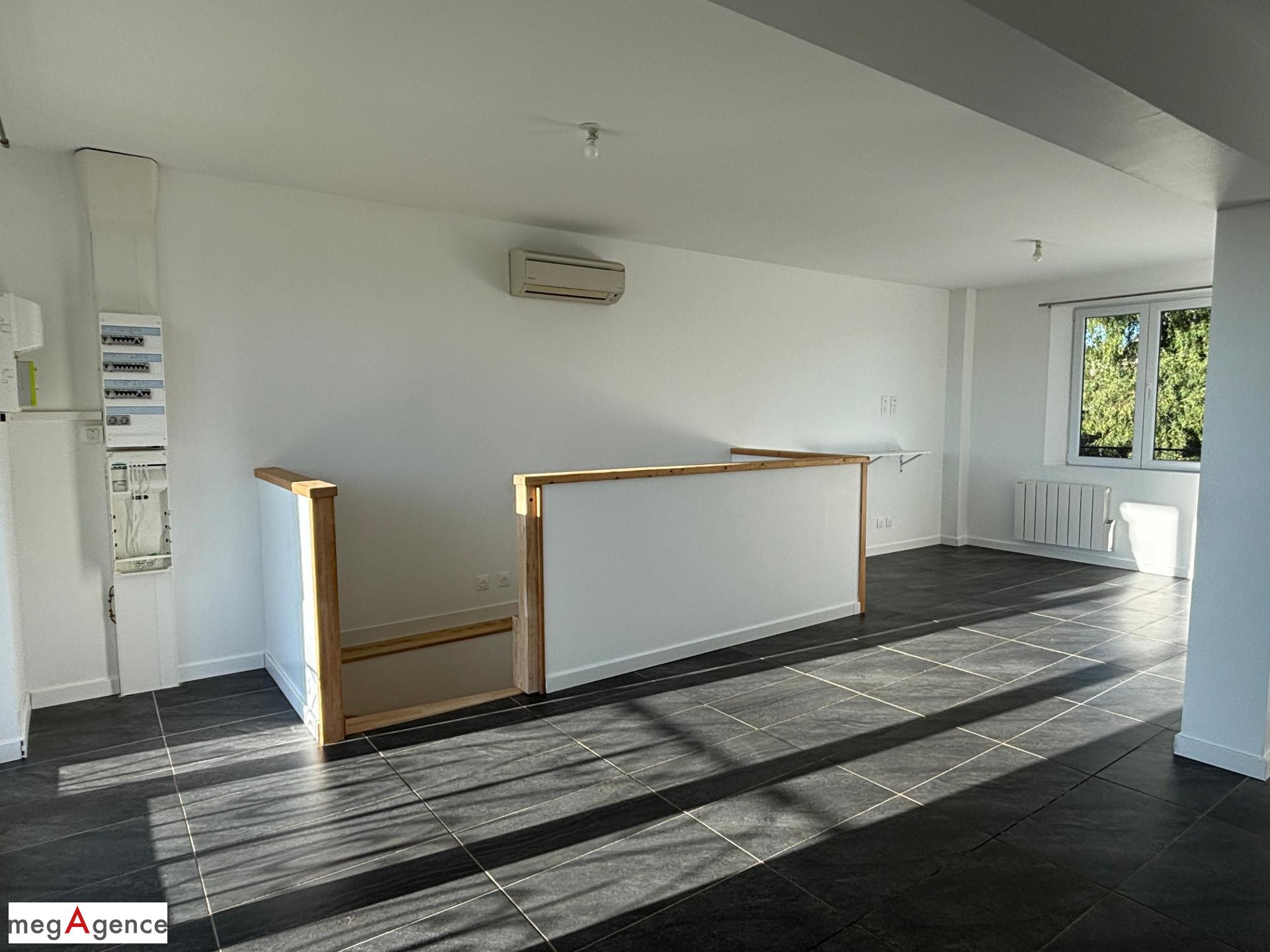 Miniature photo - 9 / 20