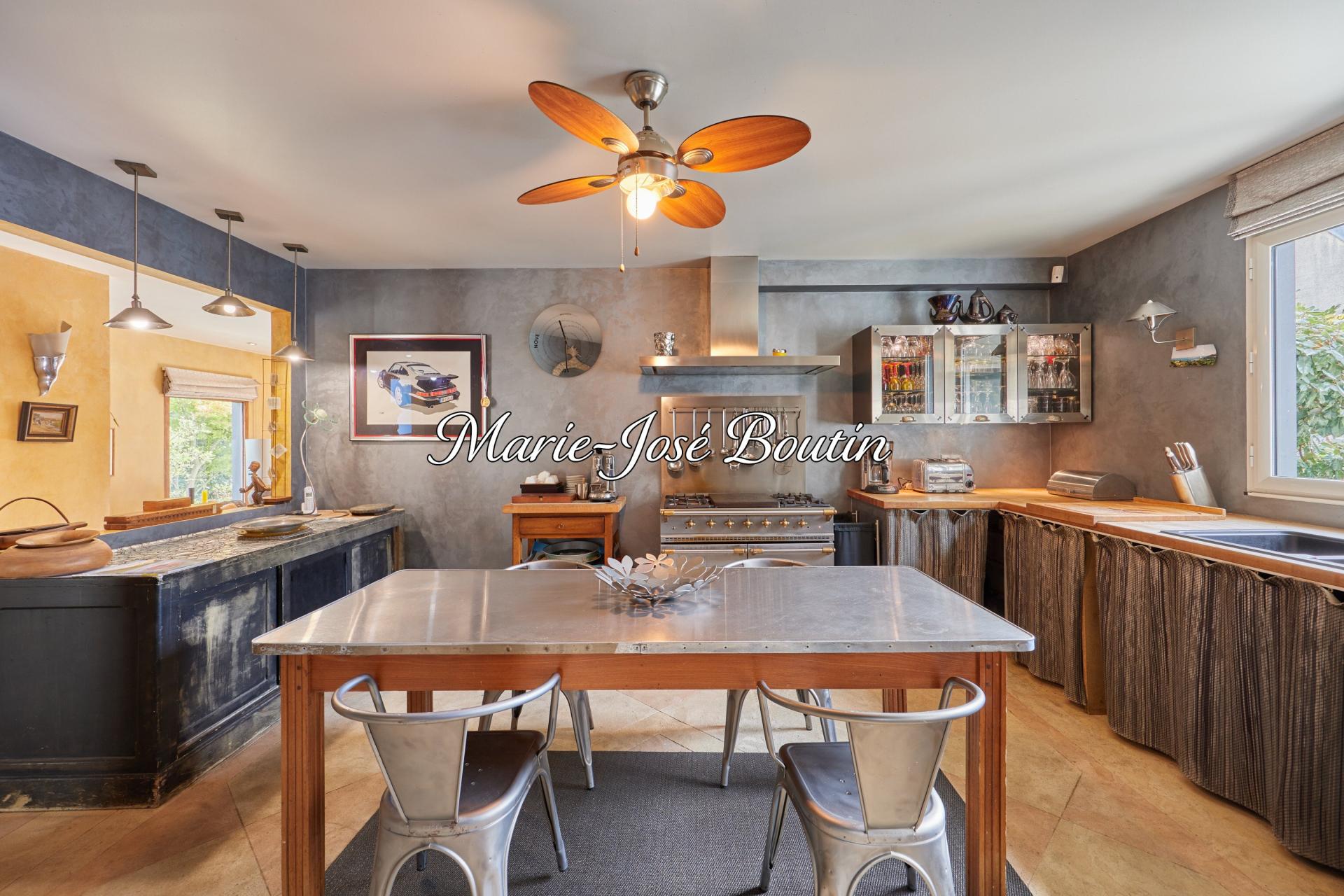 Miniature photo - 6 / 12