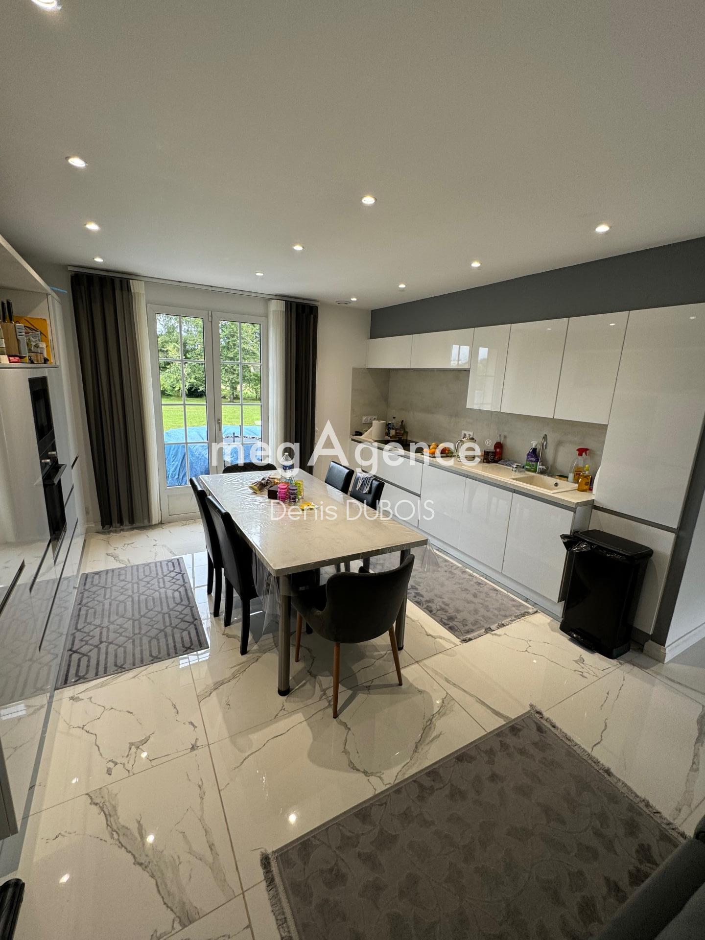 Miniature photo - 2 / 10