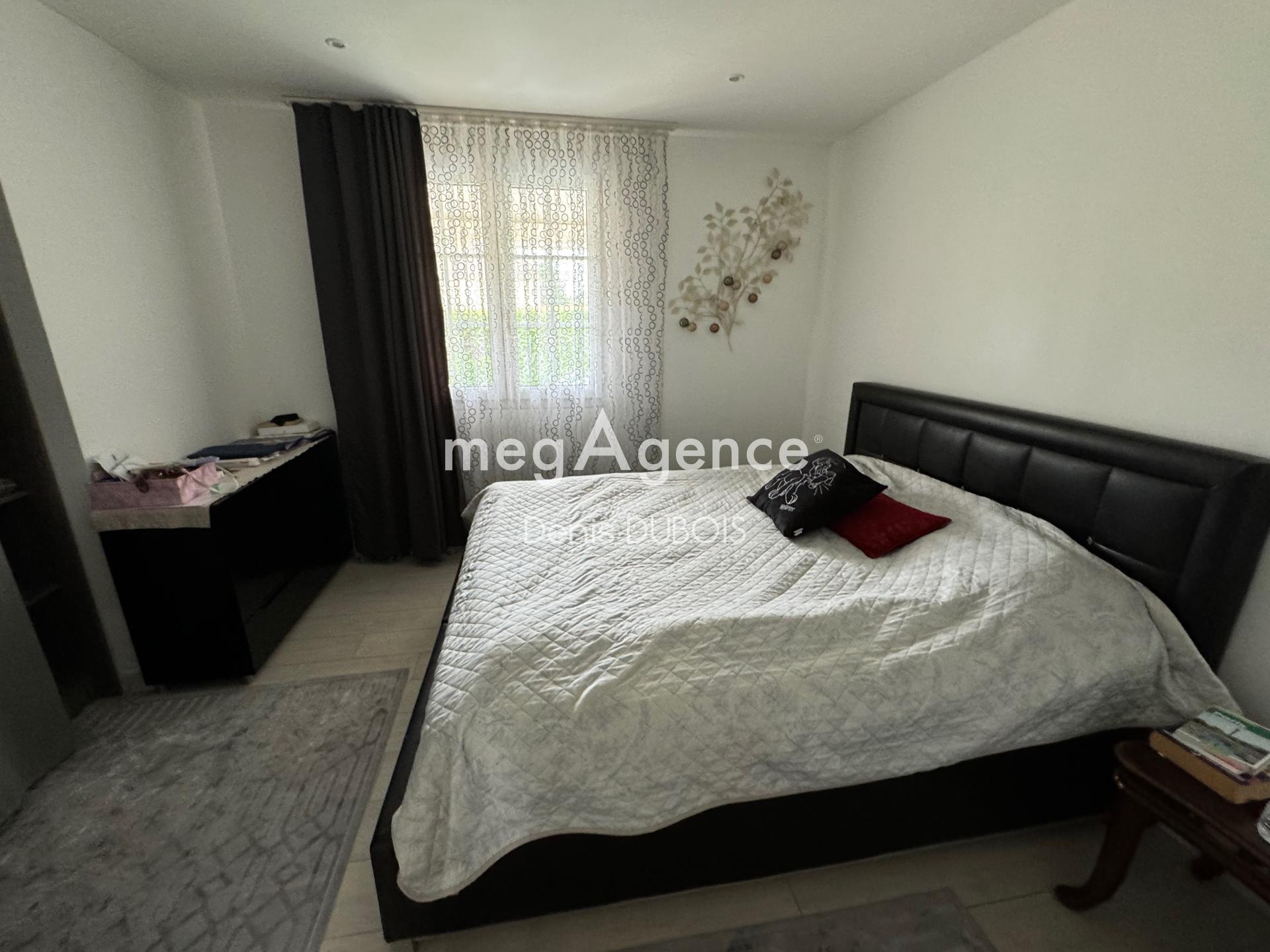 Miniature photo - 5 / 10