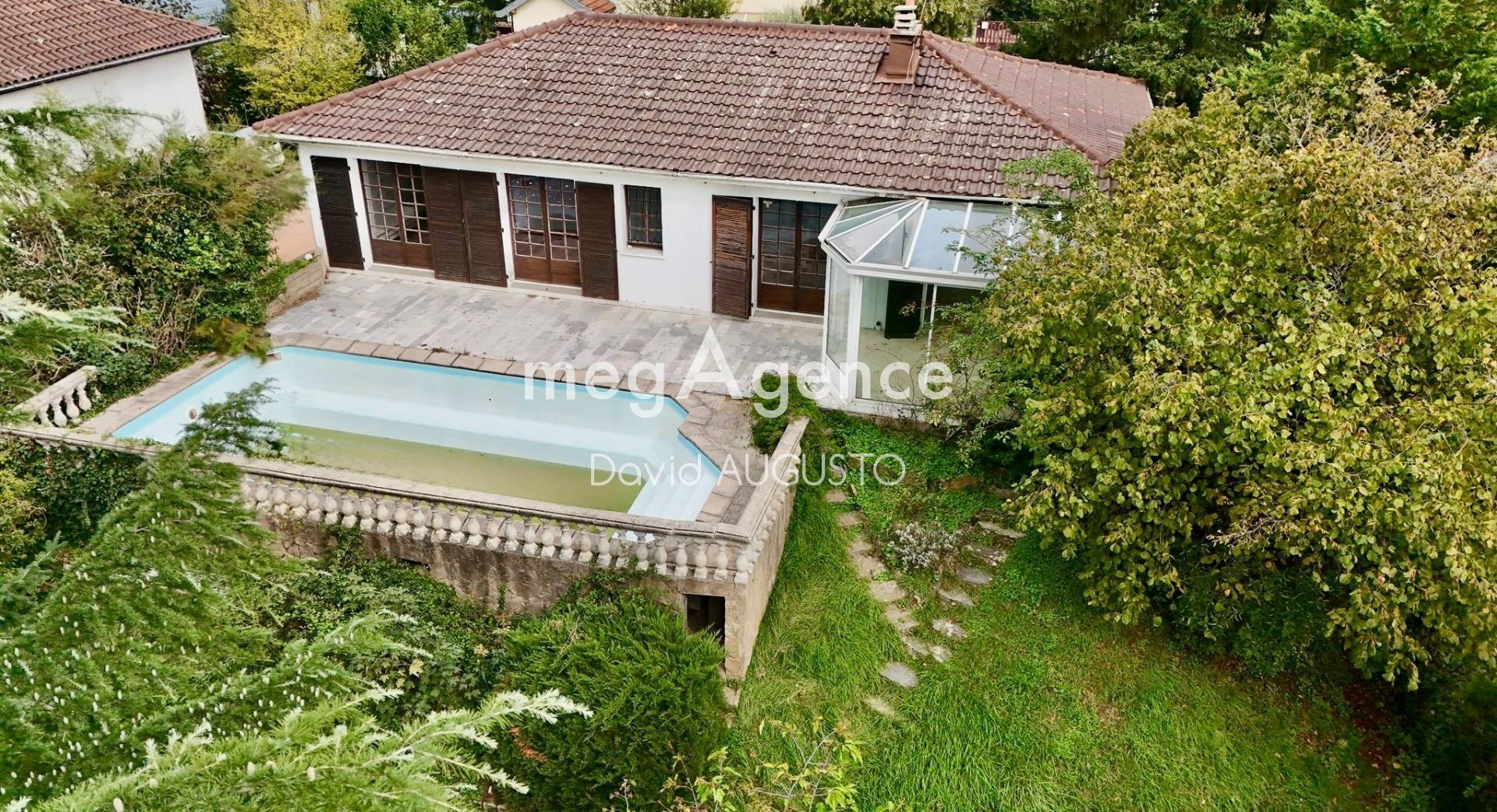 Miniature photo - 2 / 12