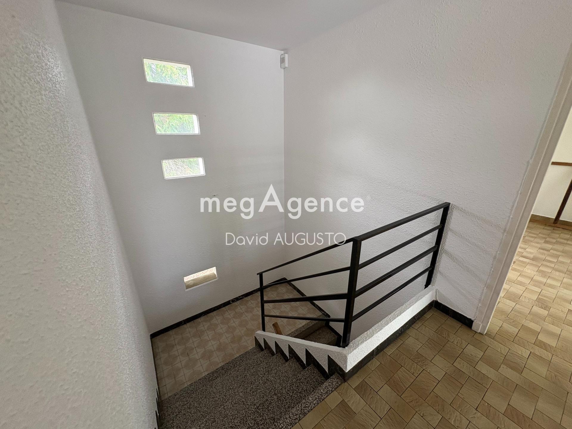 Miniature photo - 9 / 12