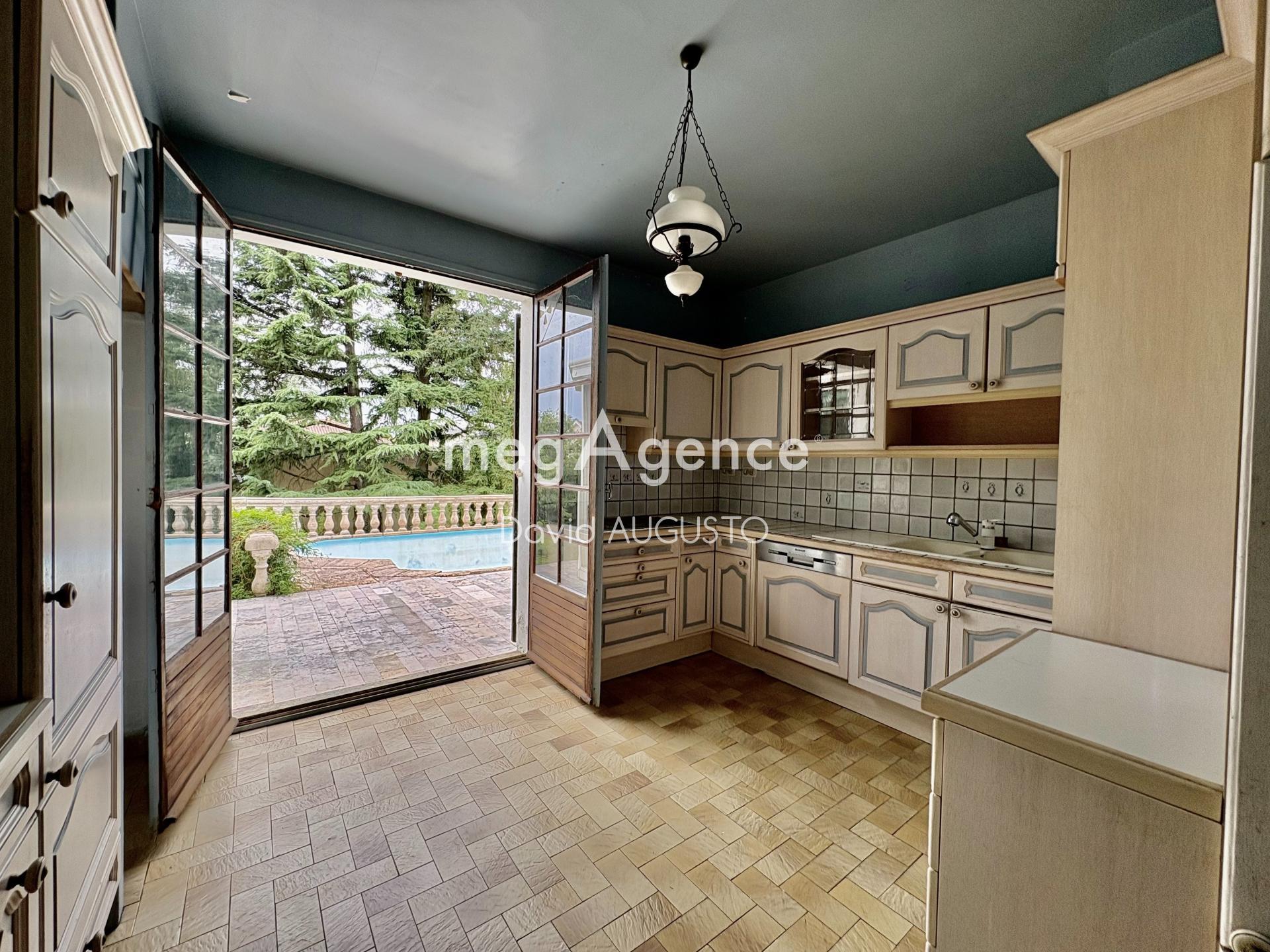 Miniature photo - 8 / 12