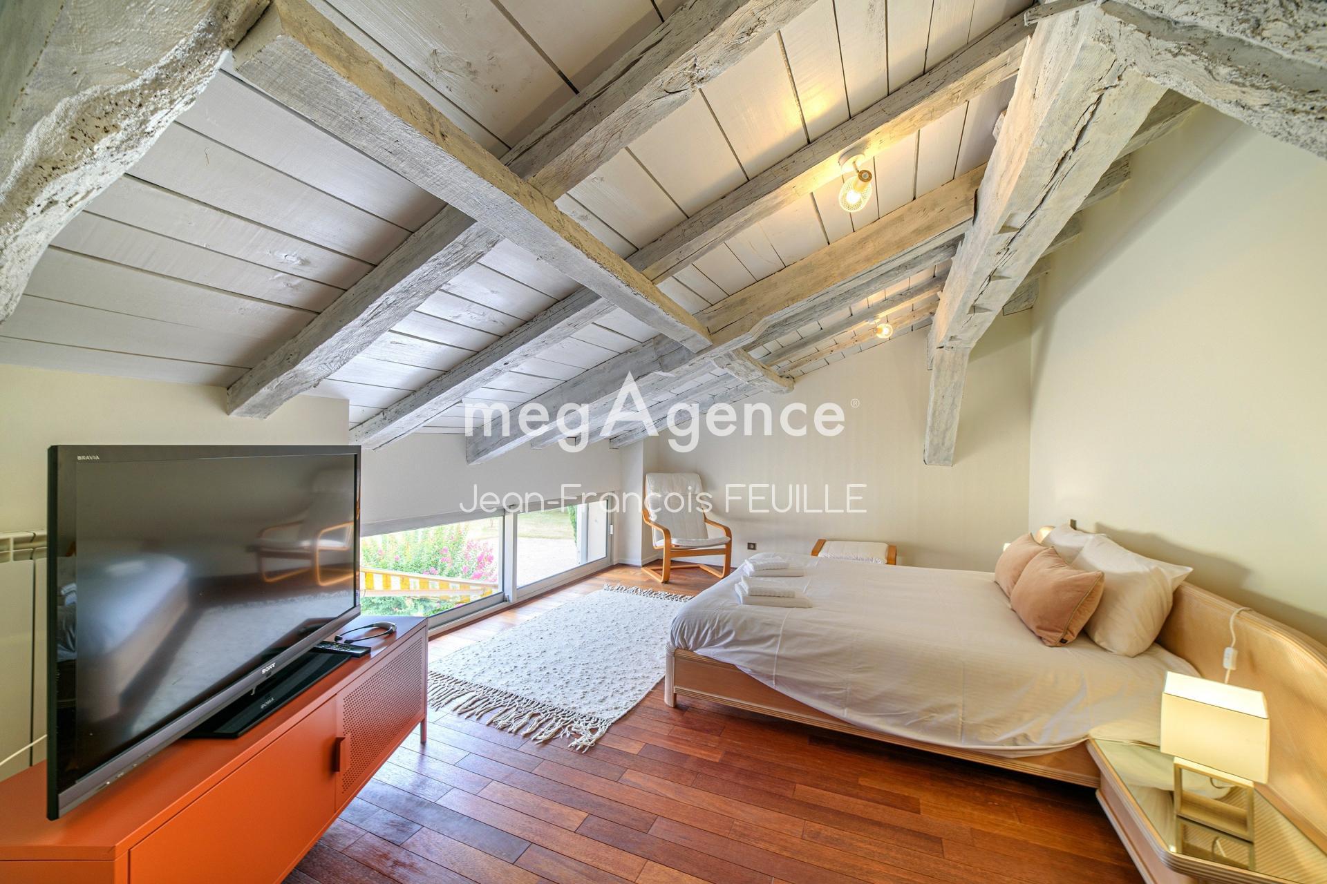 Miniature photo - 11 / 16