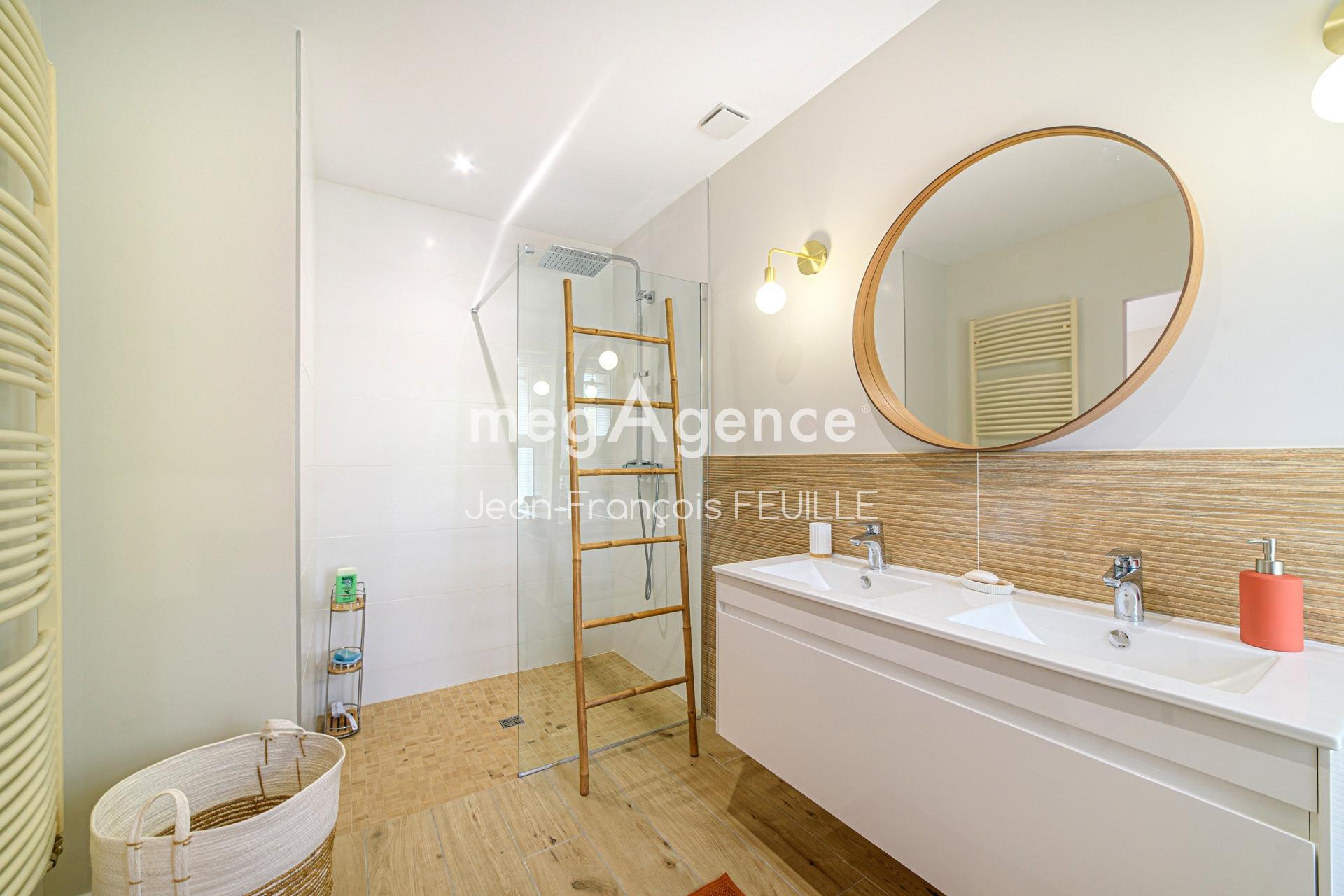 Miniature photo - 10 / 16