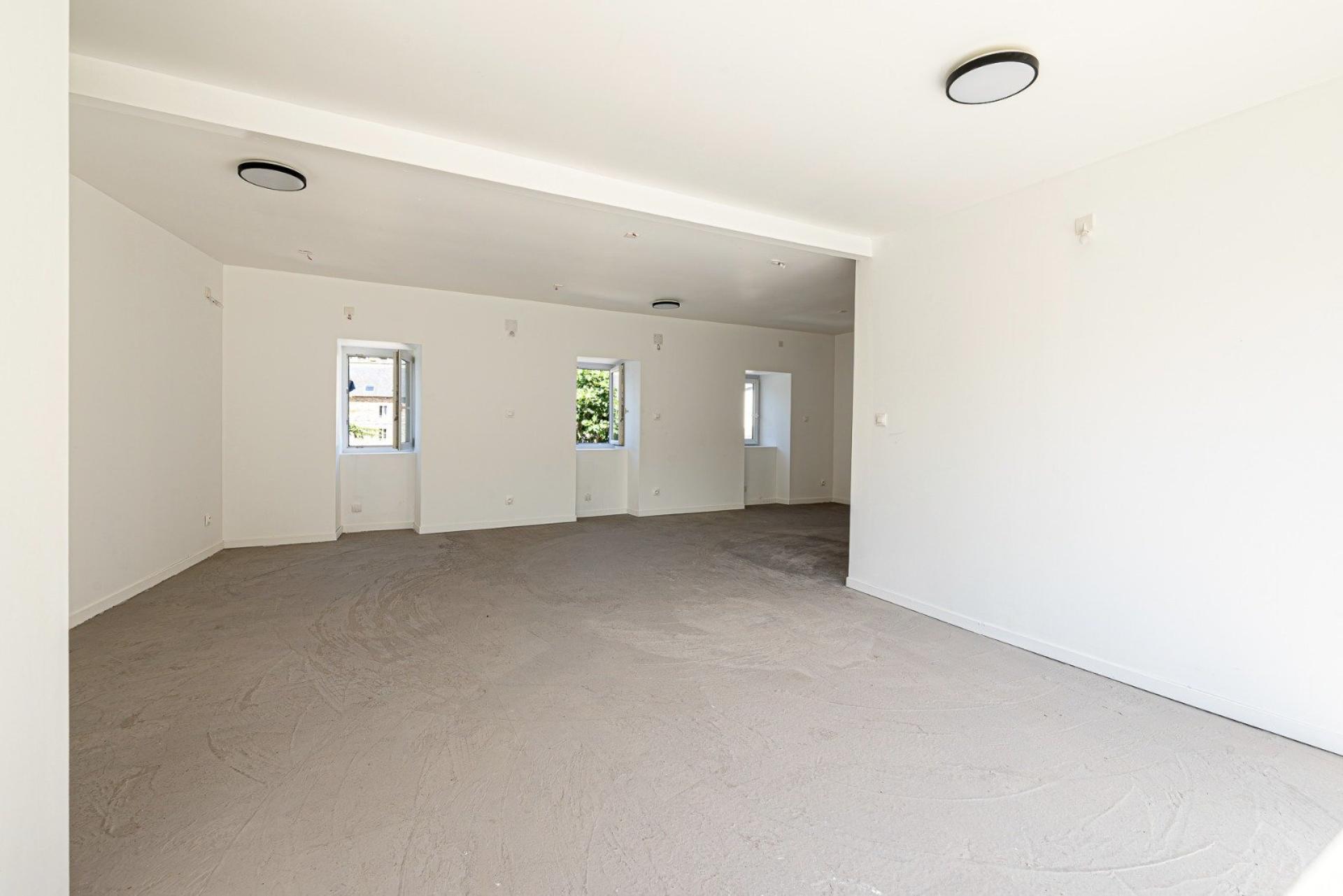 Miniature photo - 13 / 16