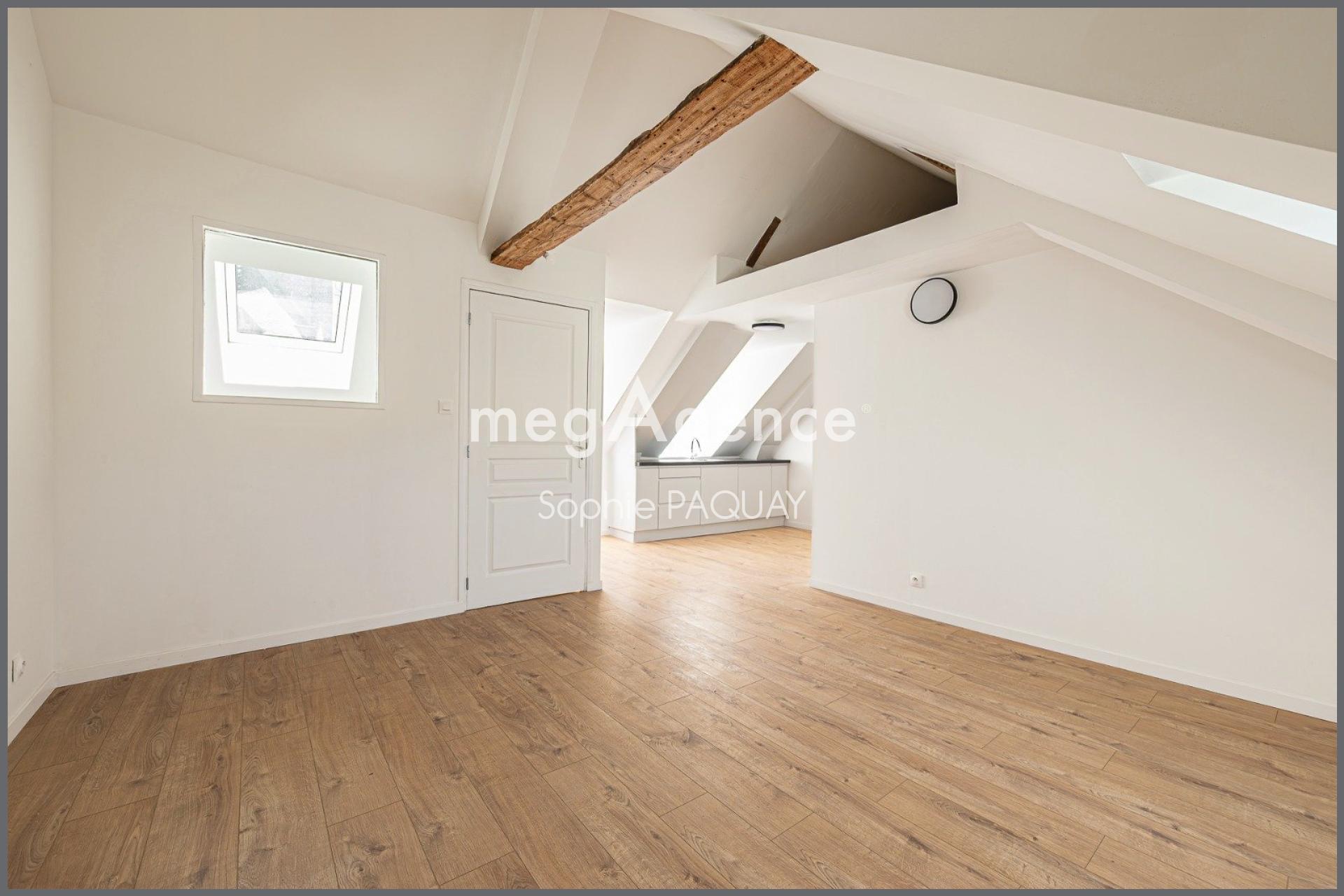 Miniature photo - 2 / 16