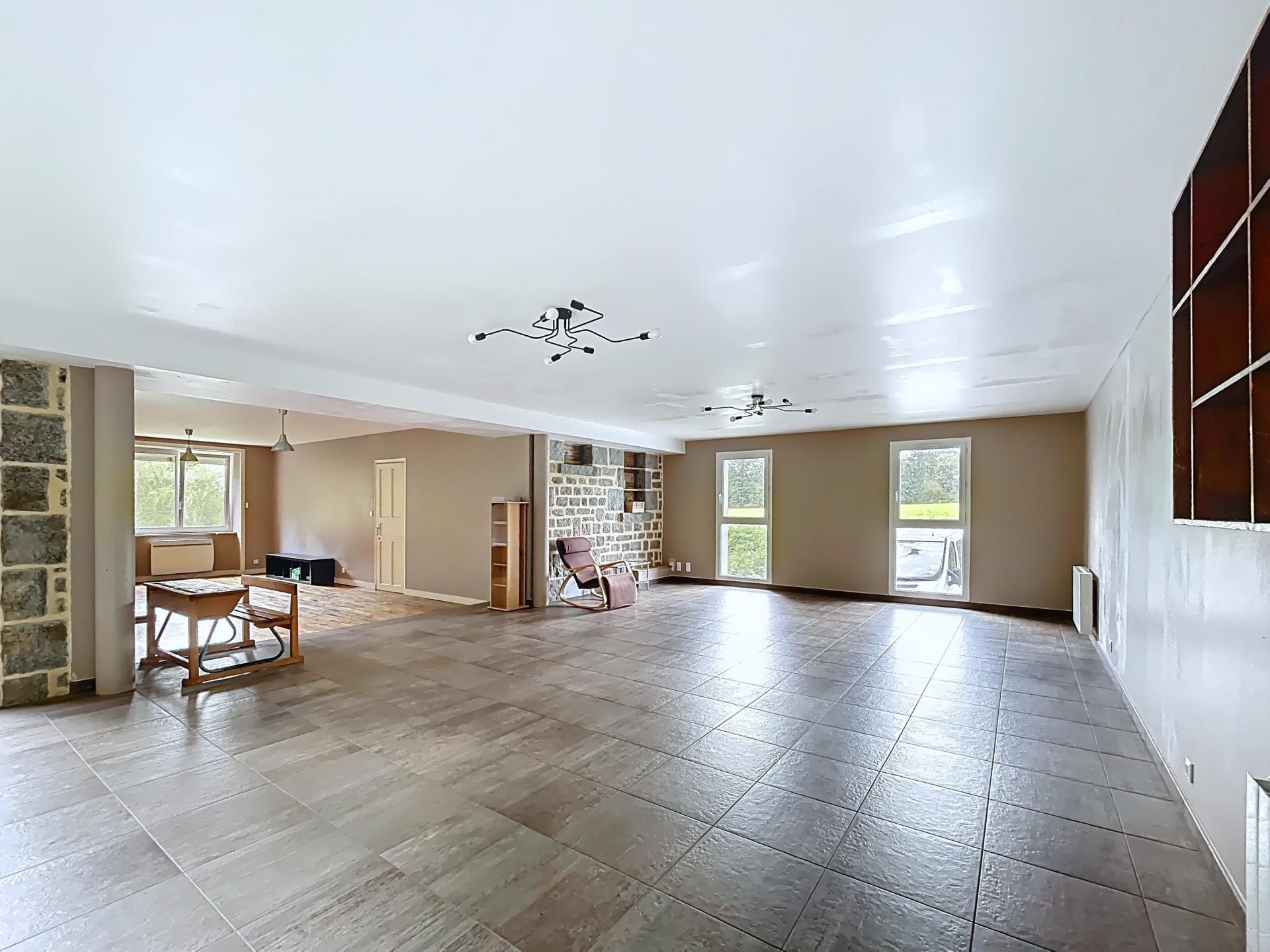 Miniature photo - 2 / 13