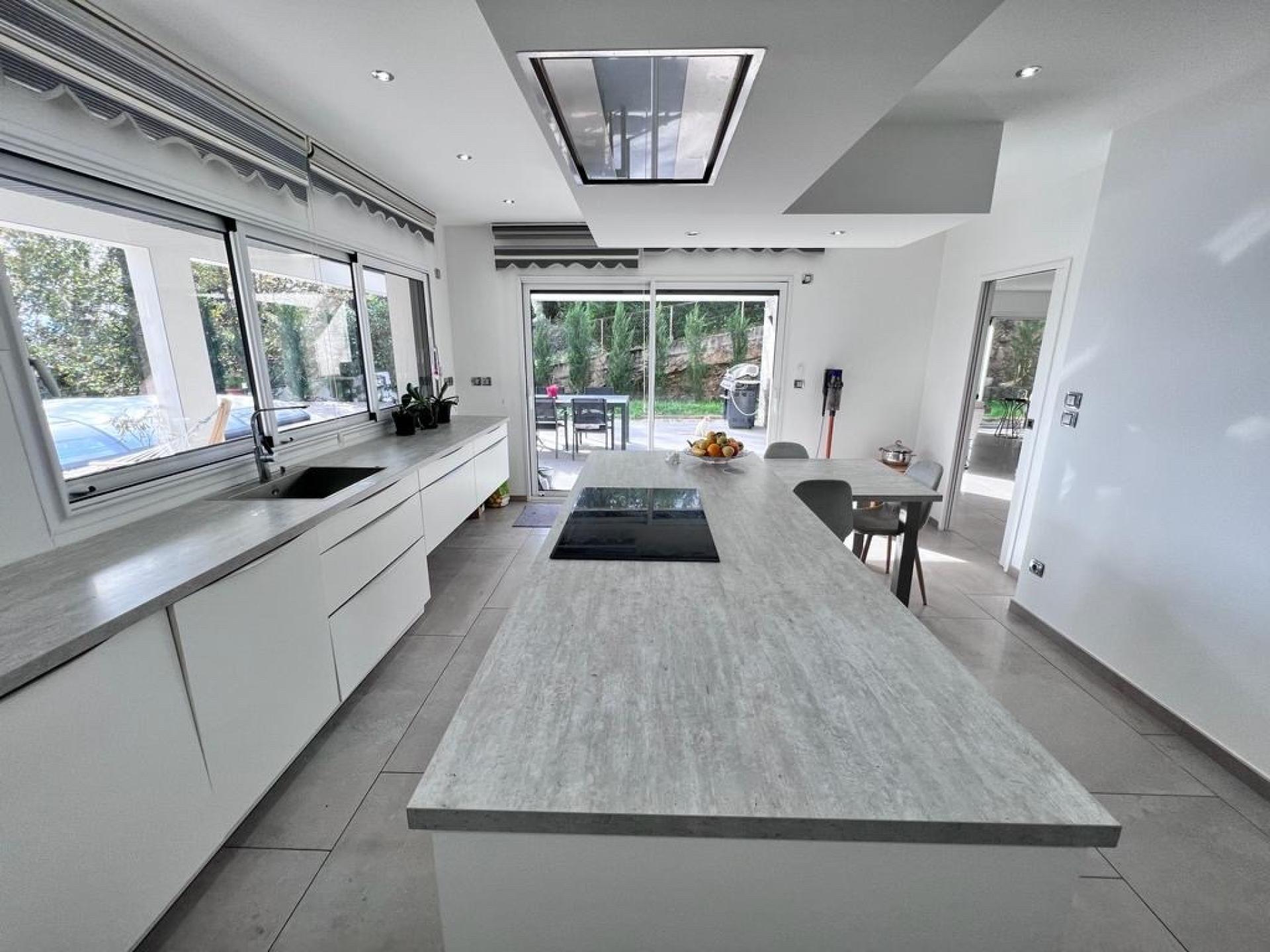 Miniature photo - 3 / 9