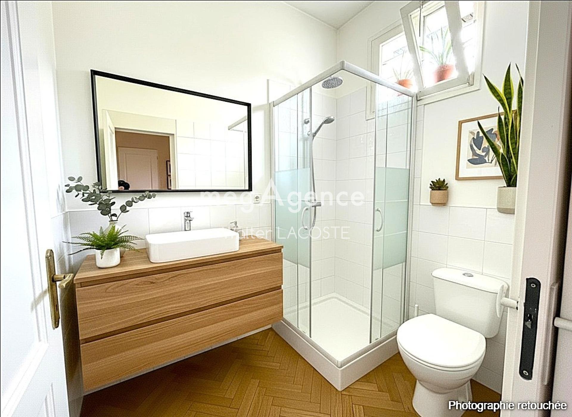 Miniature photo - 9 / 18