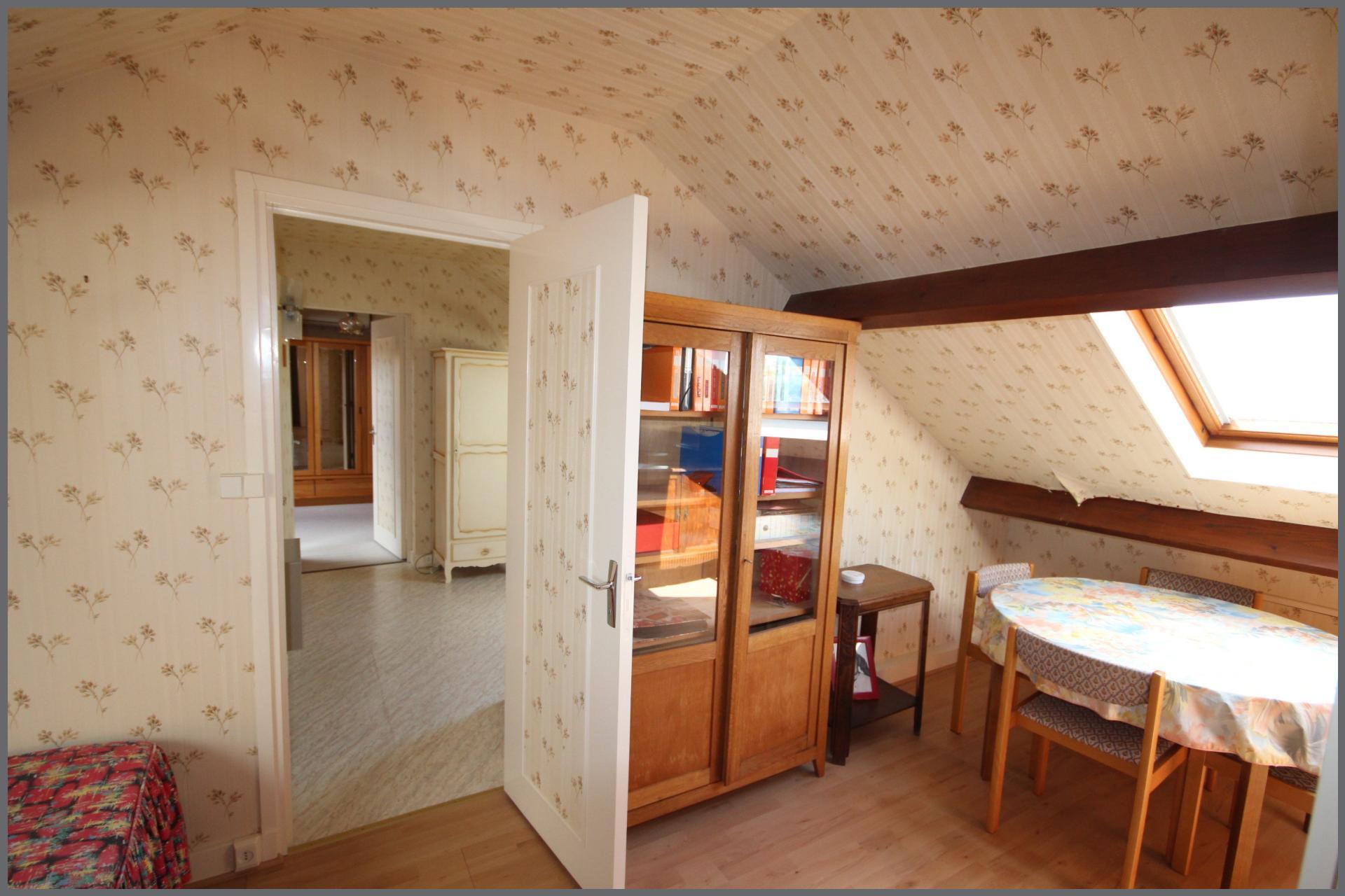 Miniature photo - 9 / 16