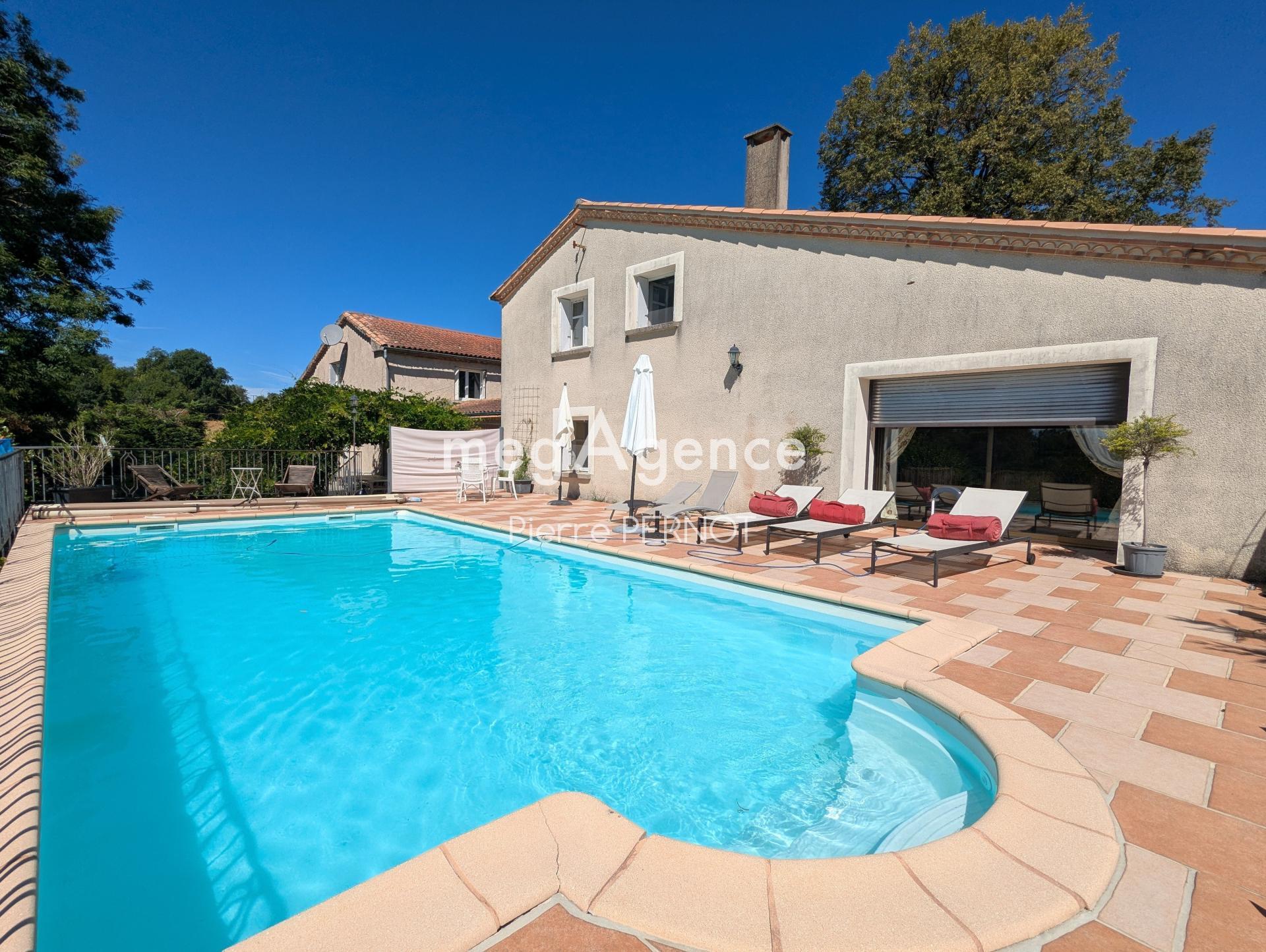 Miniature photo - 2 / 18