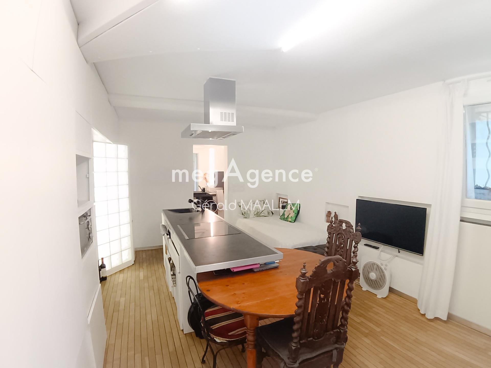 Miniature photo - 4 / 10