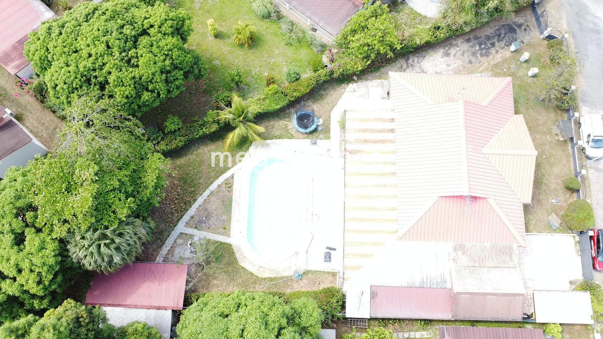 Miniature photo - 8 / 10