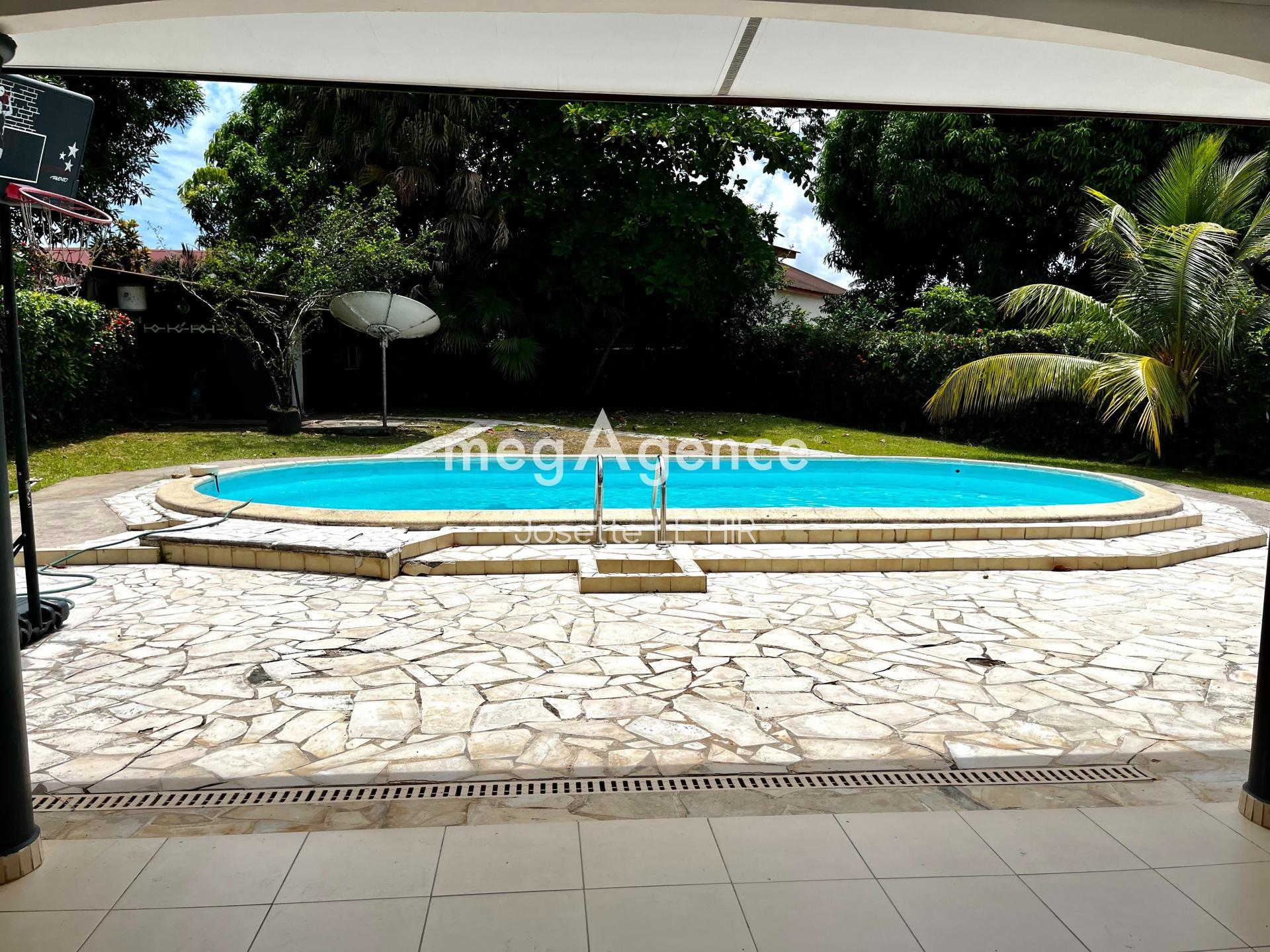 Miniature photo - 2 / 10