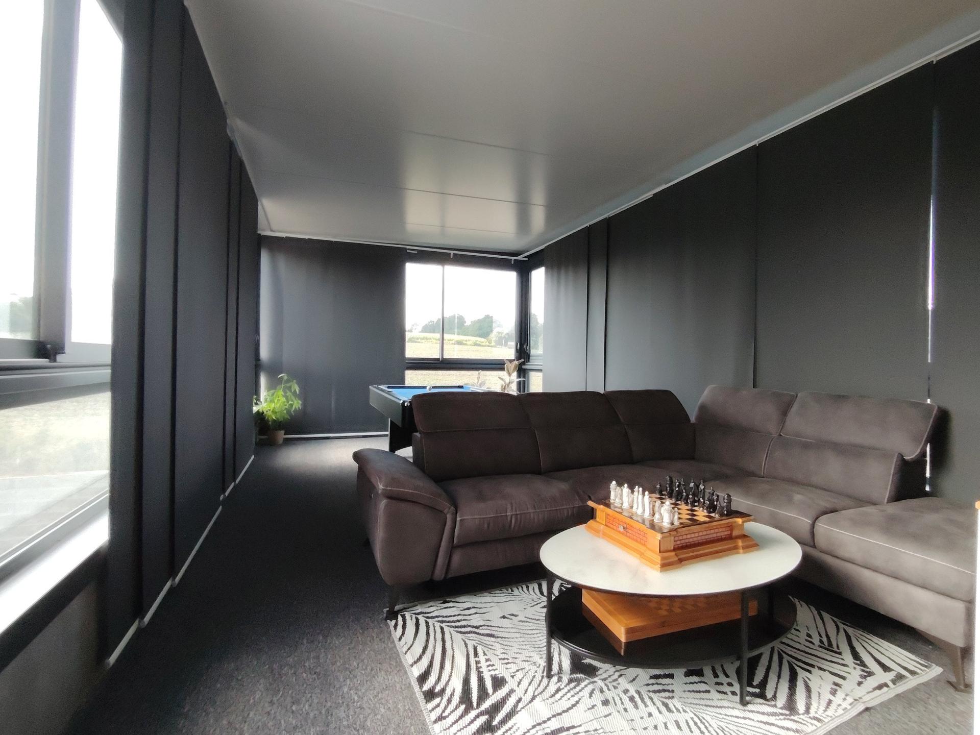 Miniature photo - 13 / 20