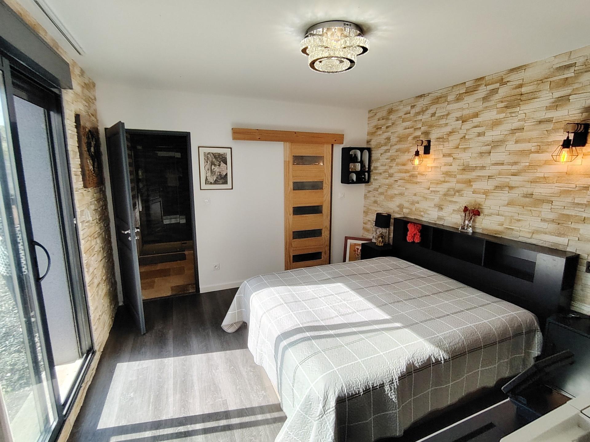 Miniature photo - 9 / 20