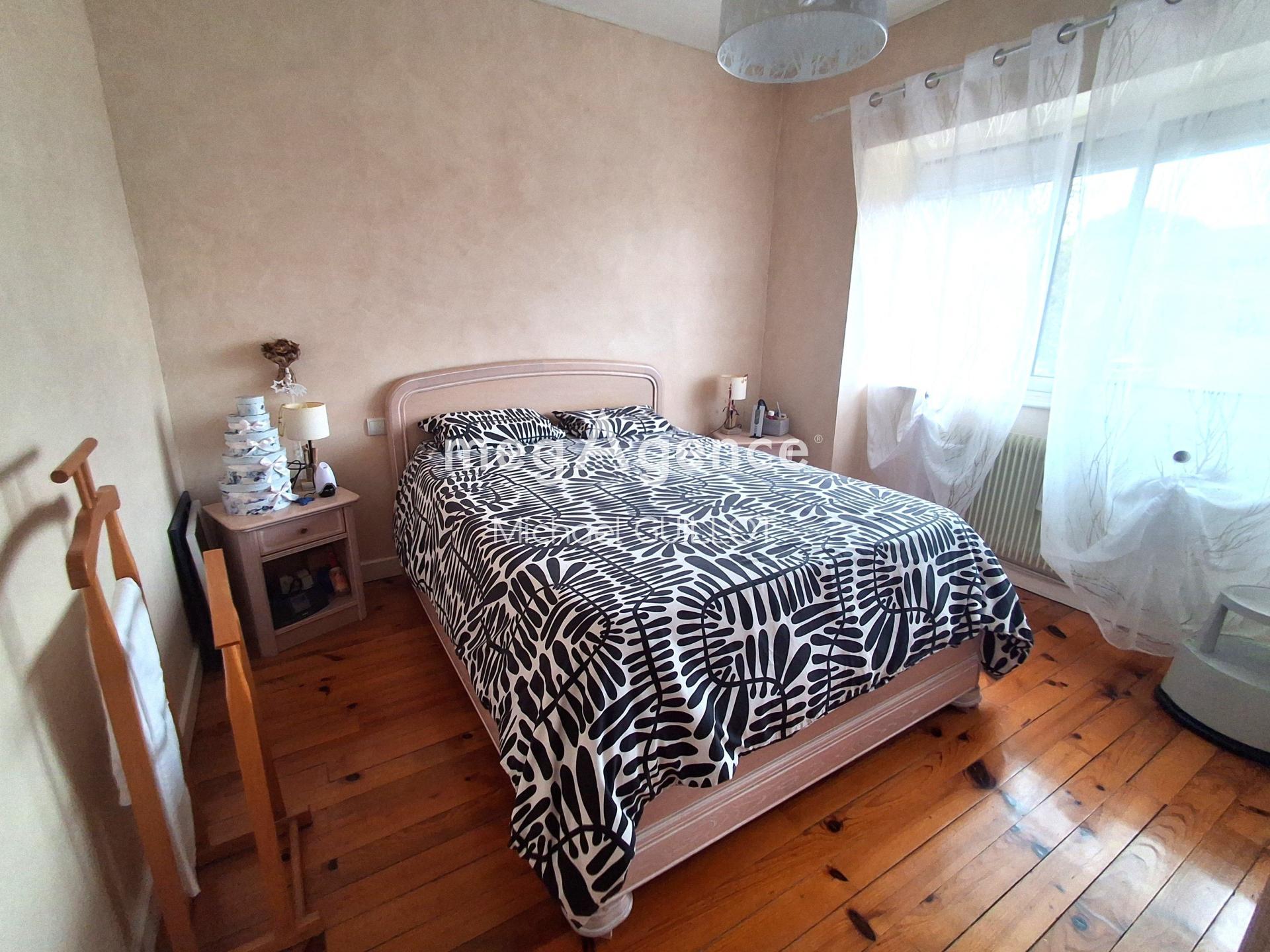 Miniature photo - 15 / 20