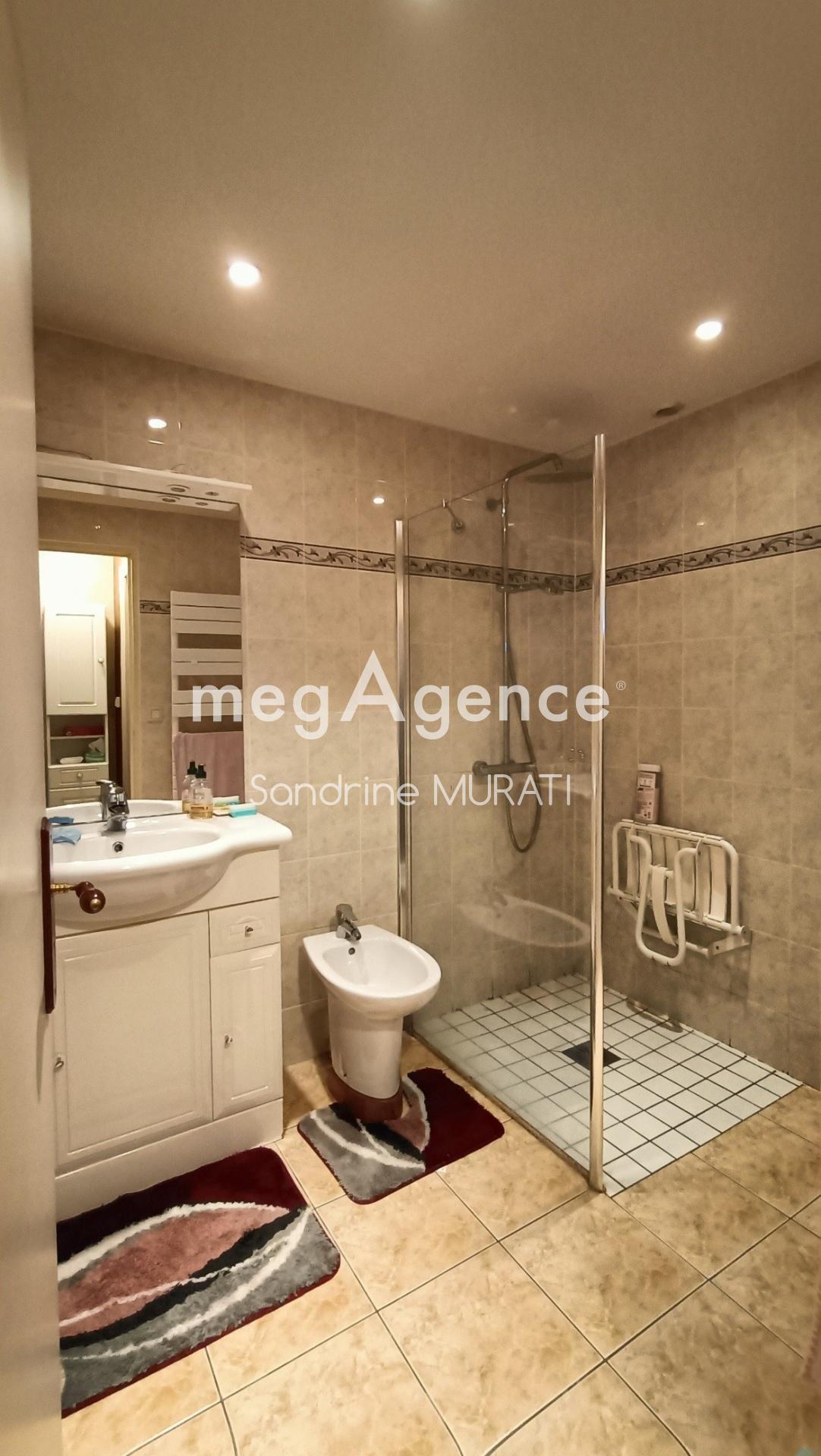 Miniature photo - 9 / 17