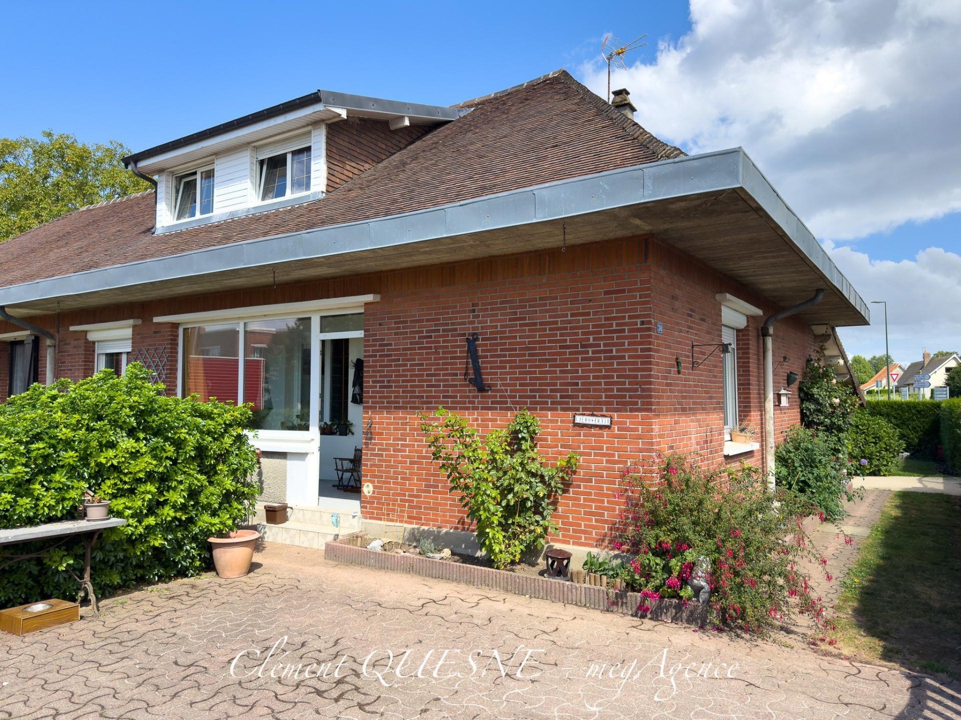 Miniature photo - 2 / 19