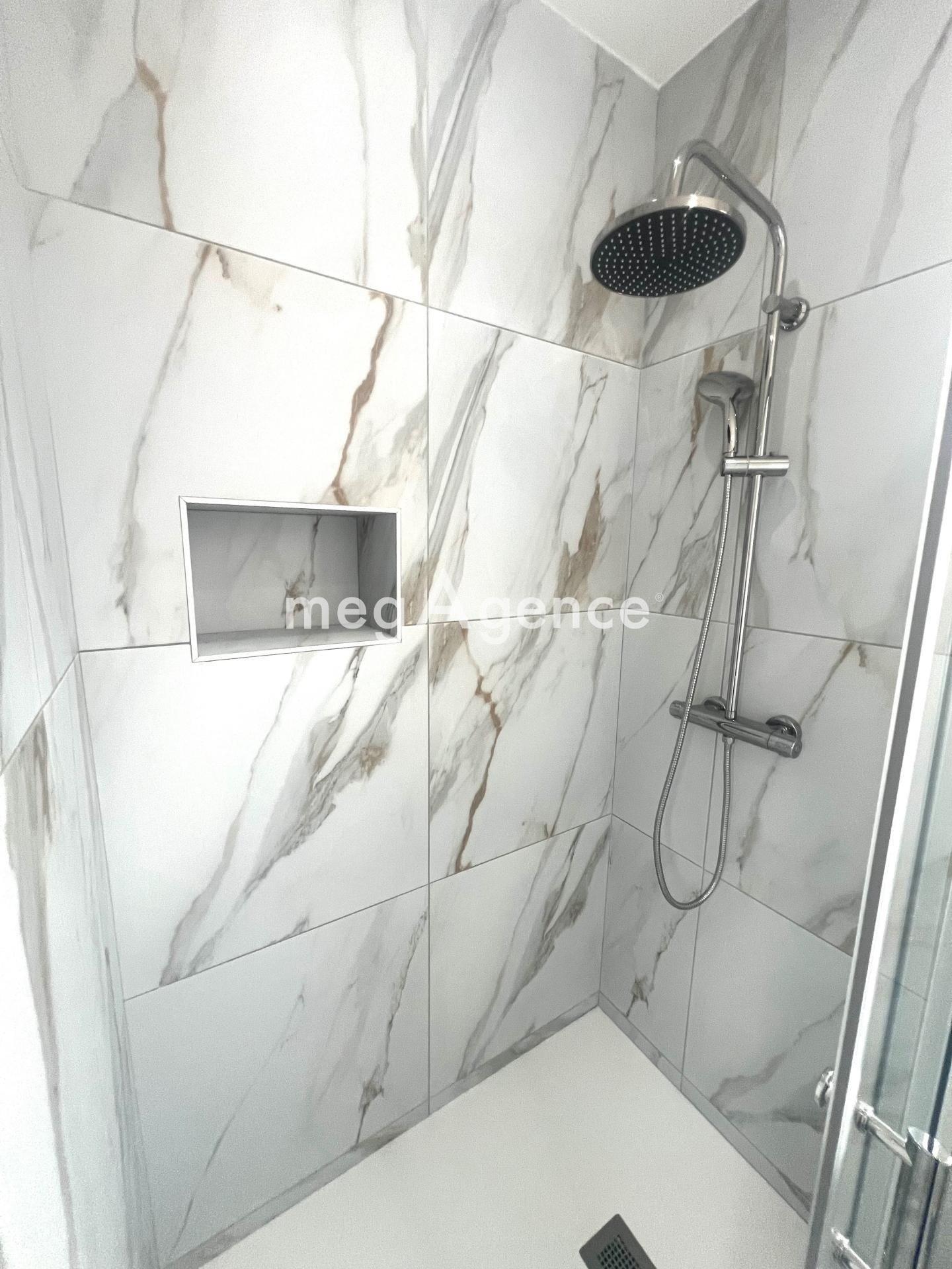 Miniature photo - 13 / 16