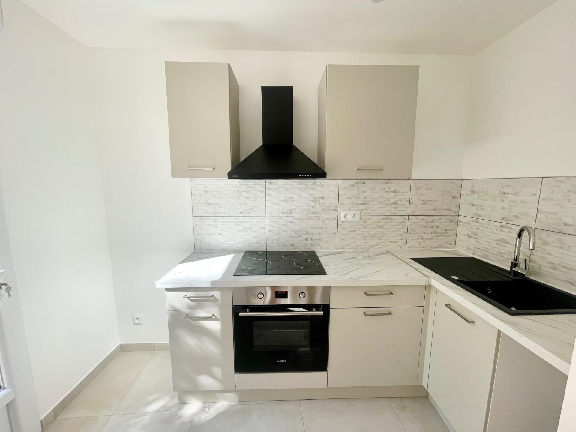 Miniature photo - 14 / 16