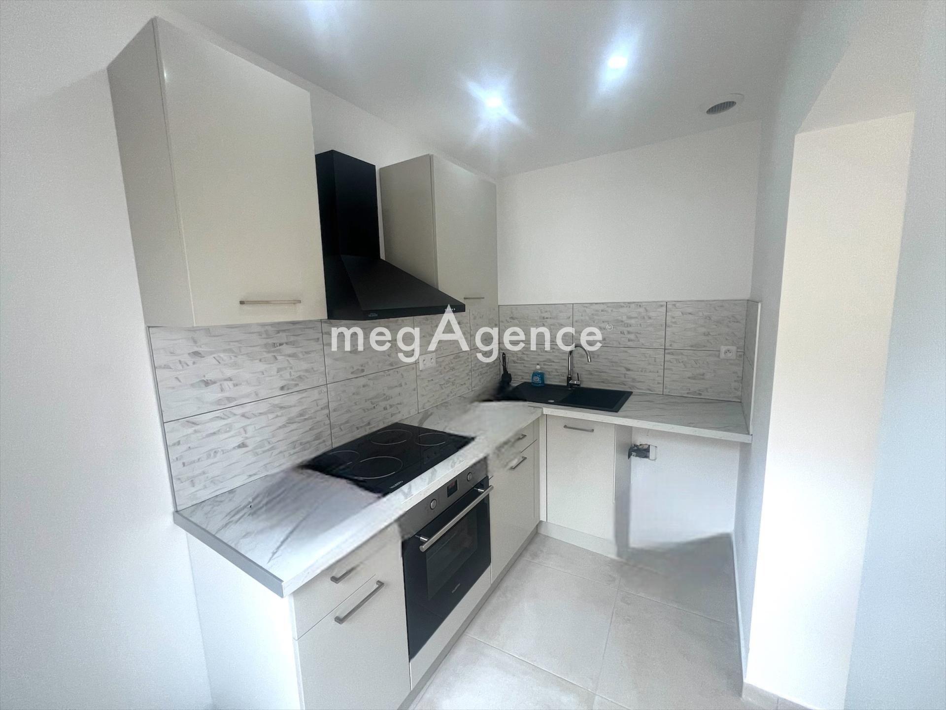 Miniature photo - 11 / 16