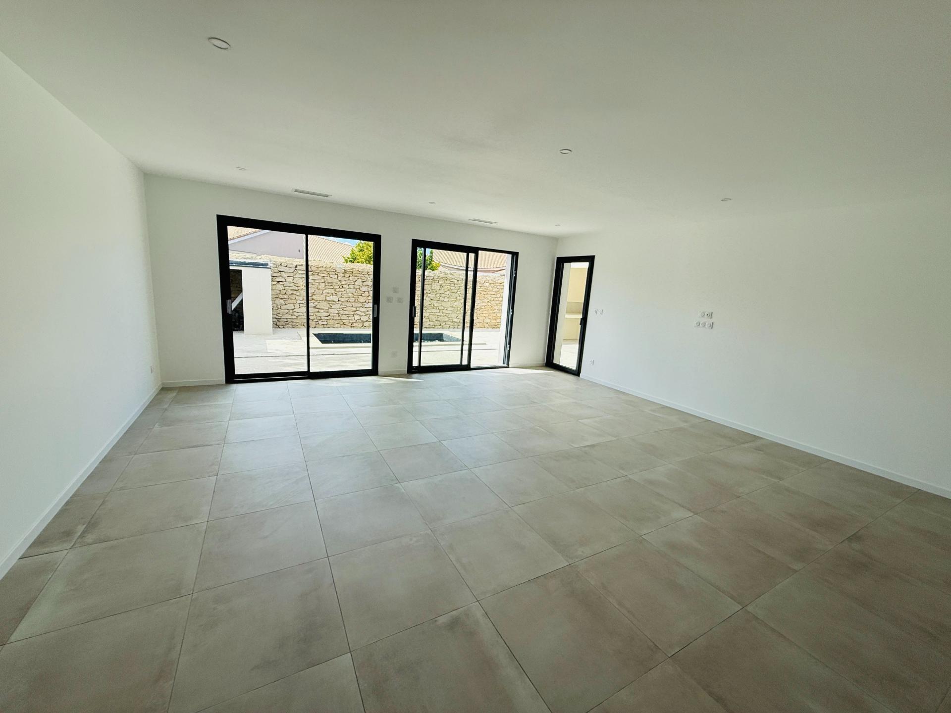 Miniature photo - 2 / 12