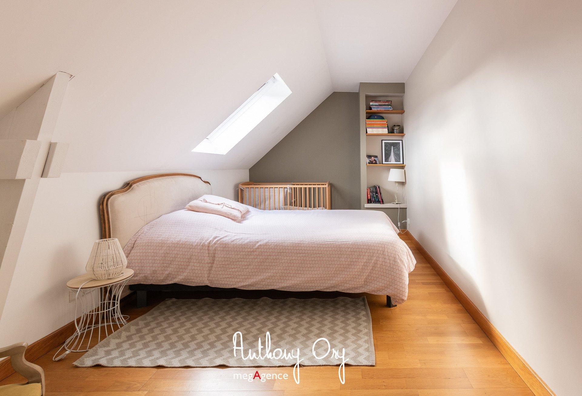 Miniature photo - 15 / 20