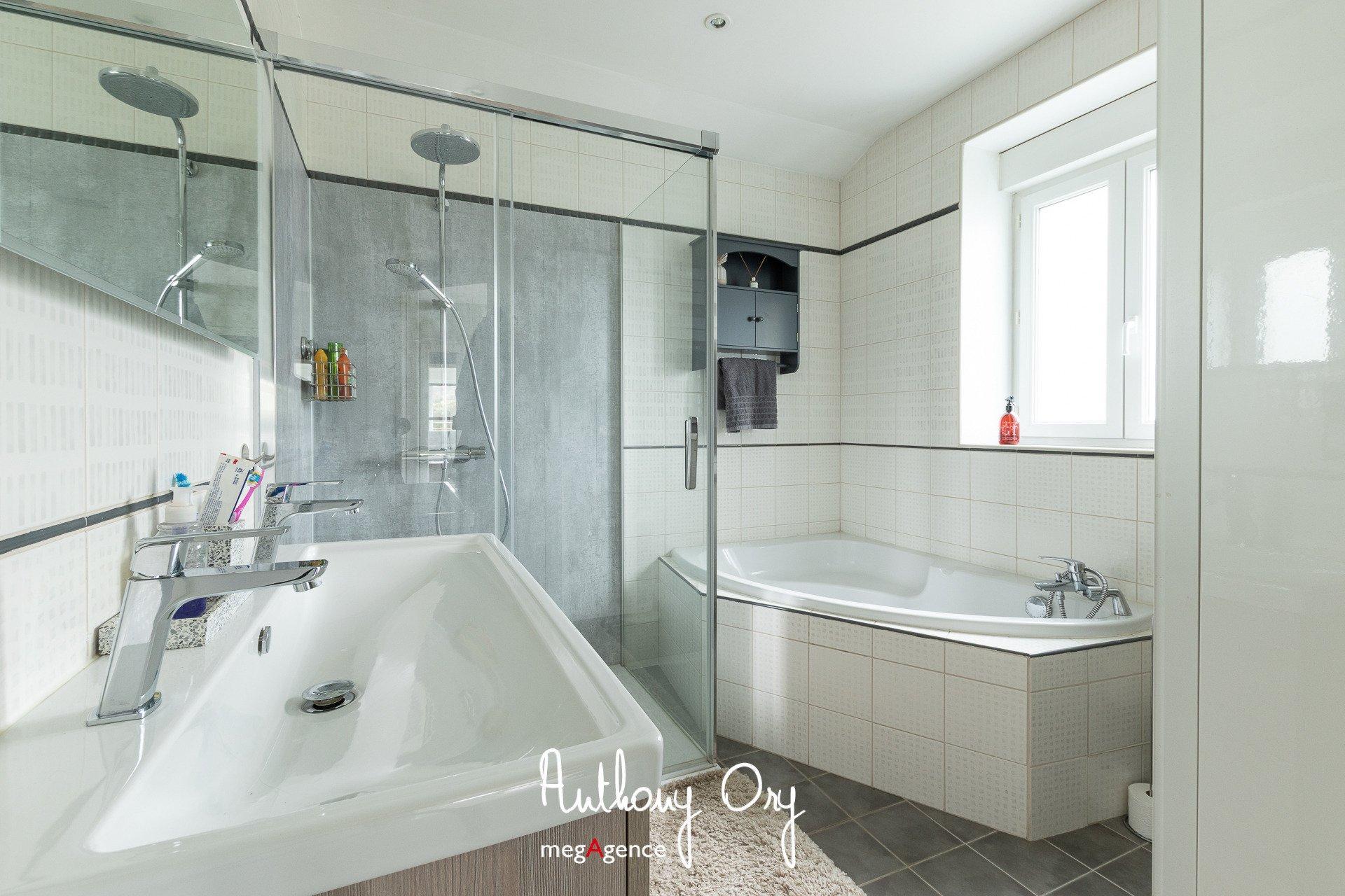 Miniature photo - 13 / 20