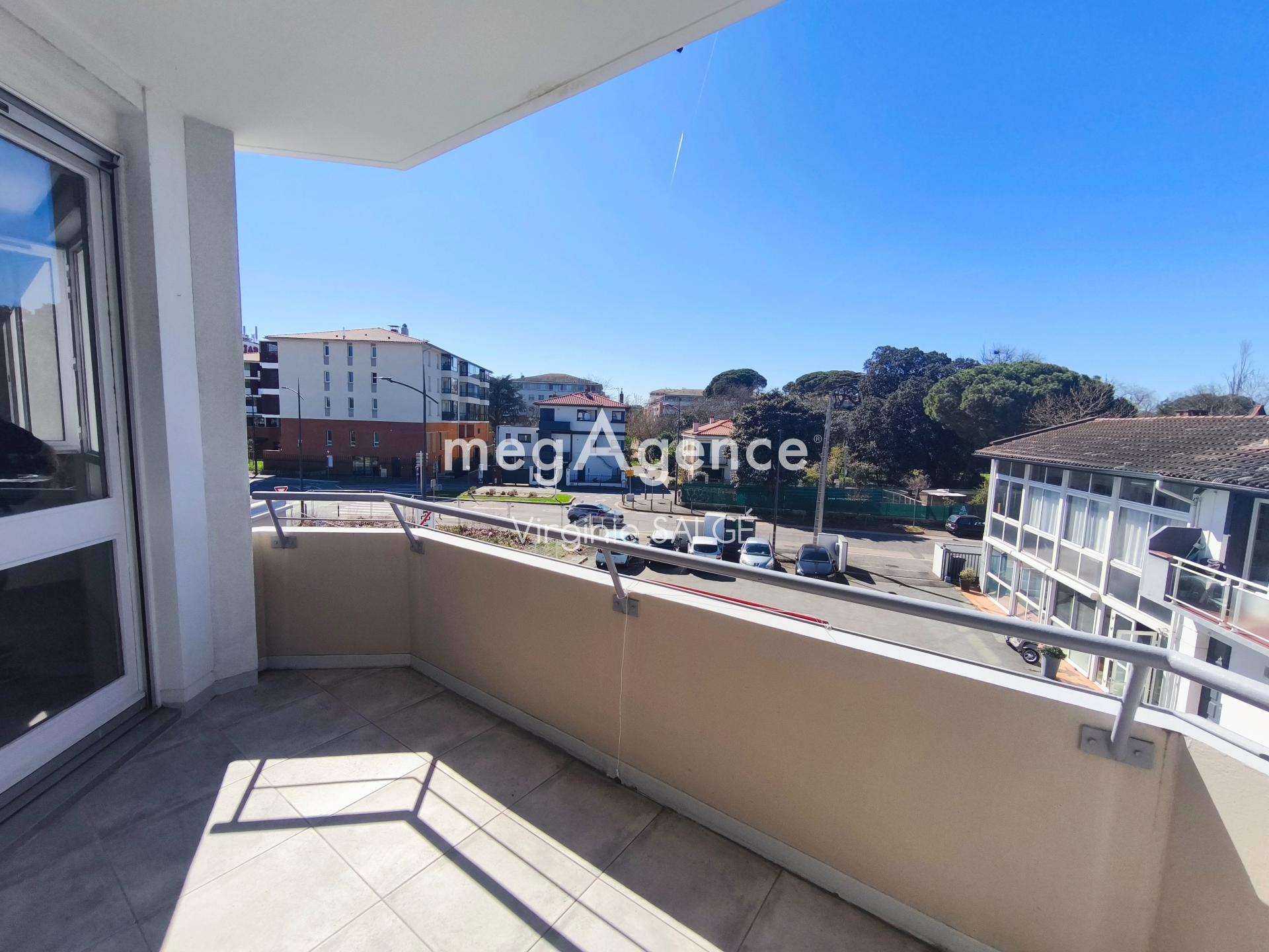 Miniature photo - 2 / 7