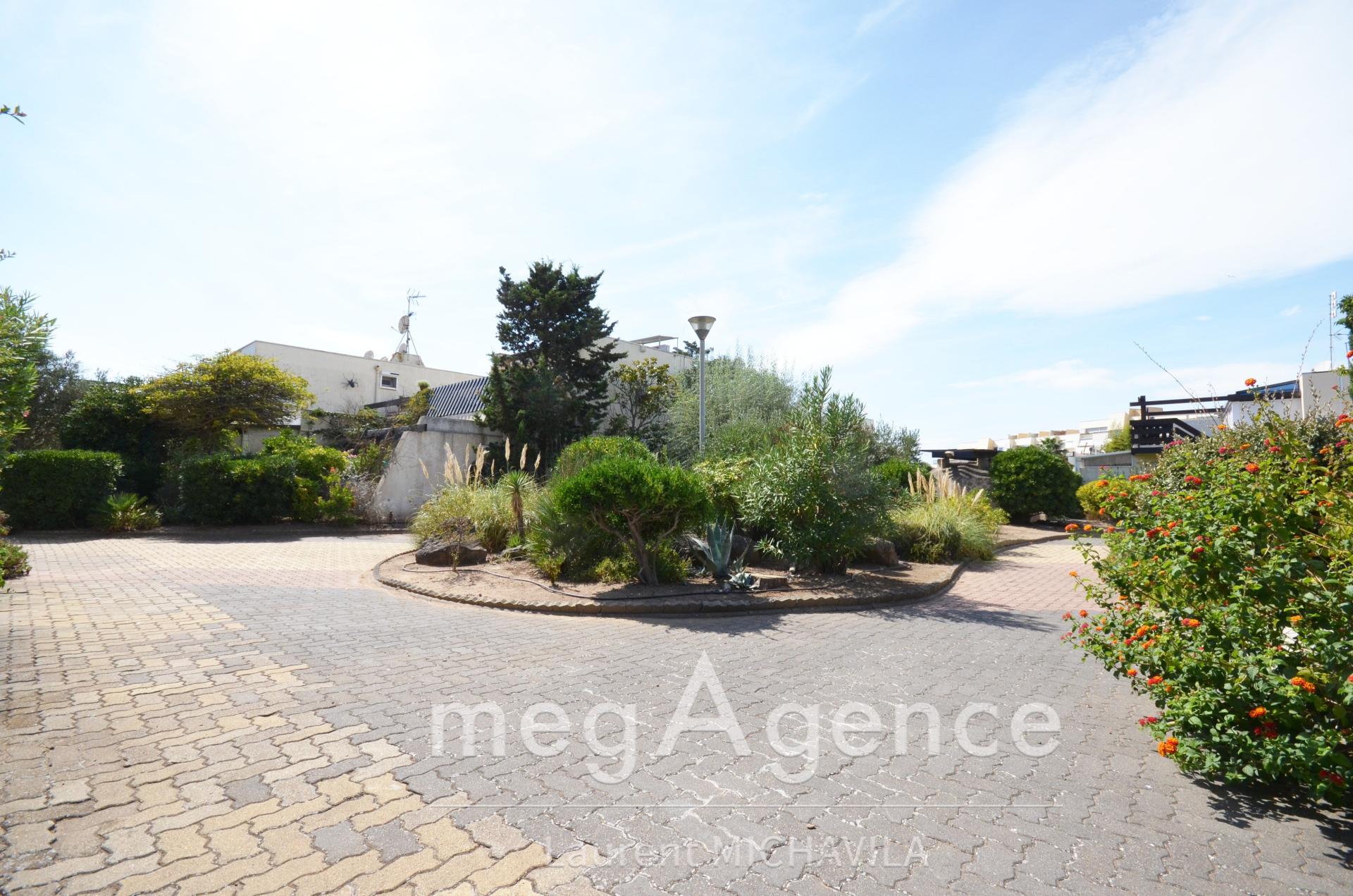 Miniature photo - 15 / 15