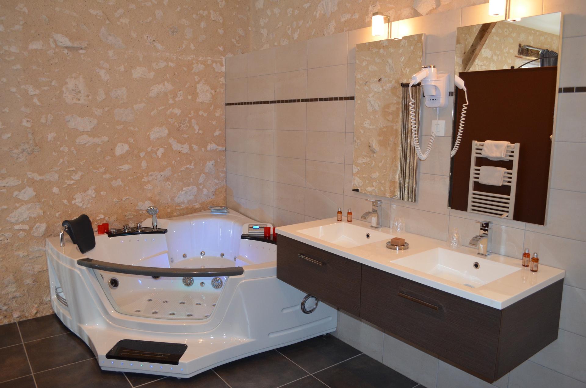 Miniature photo - 12 / 20