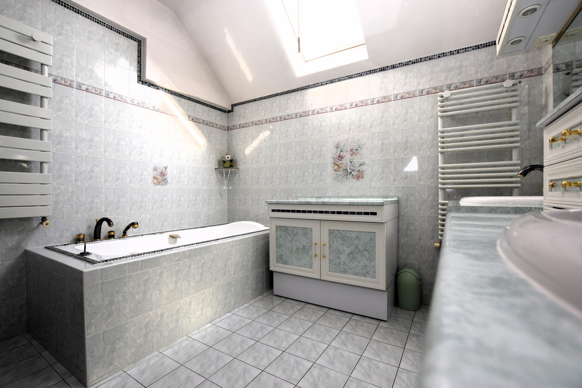 Miniature photo - 12 / 14