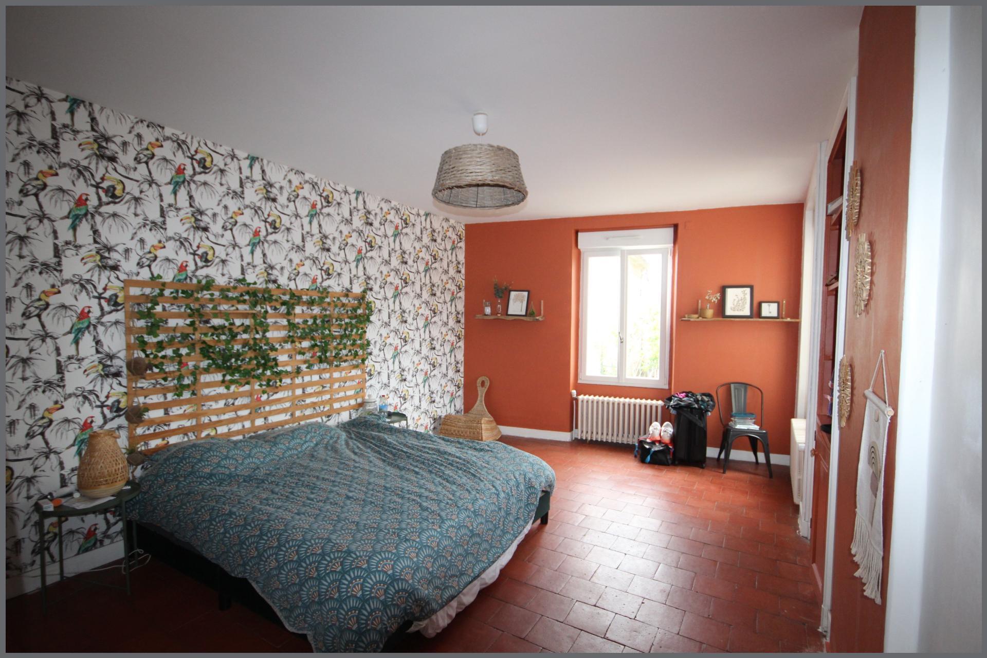 Miniature photo - 8 / 16