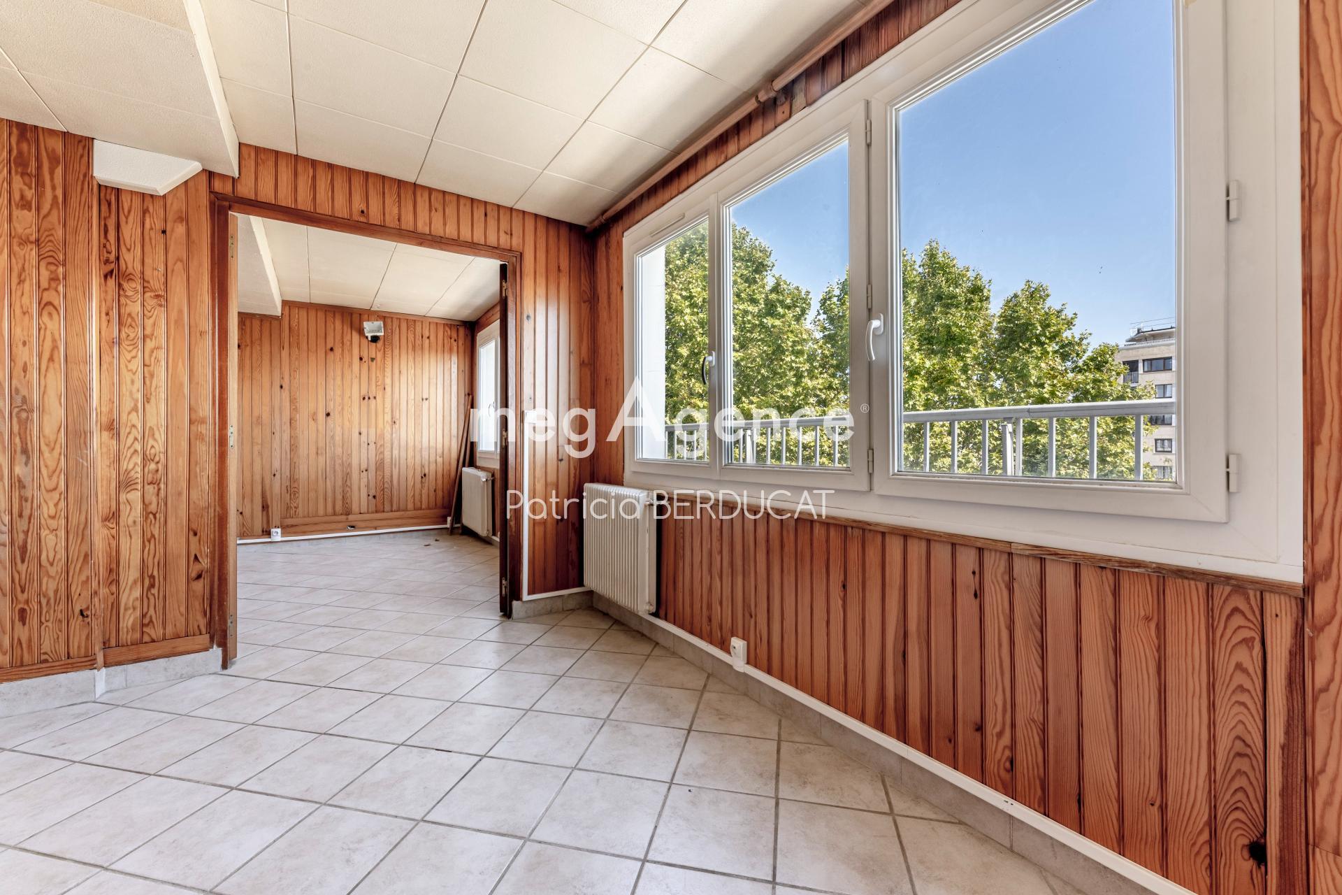 Miniature photo - 10 / 11