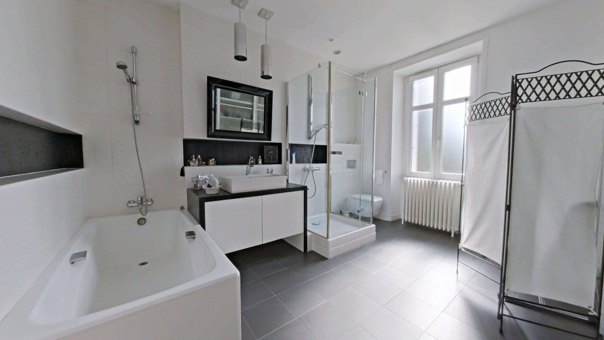 Miniature photo - 6 / 6