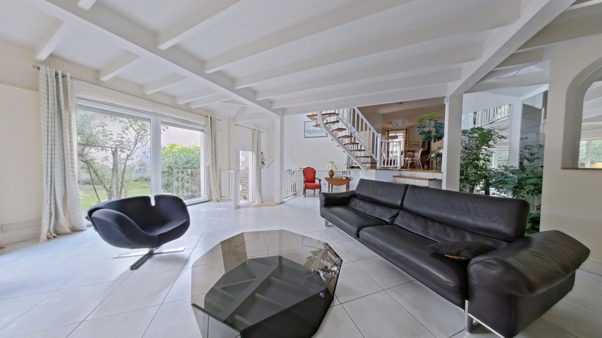 Miniature photo - 5 / 6