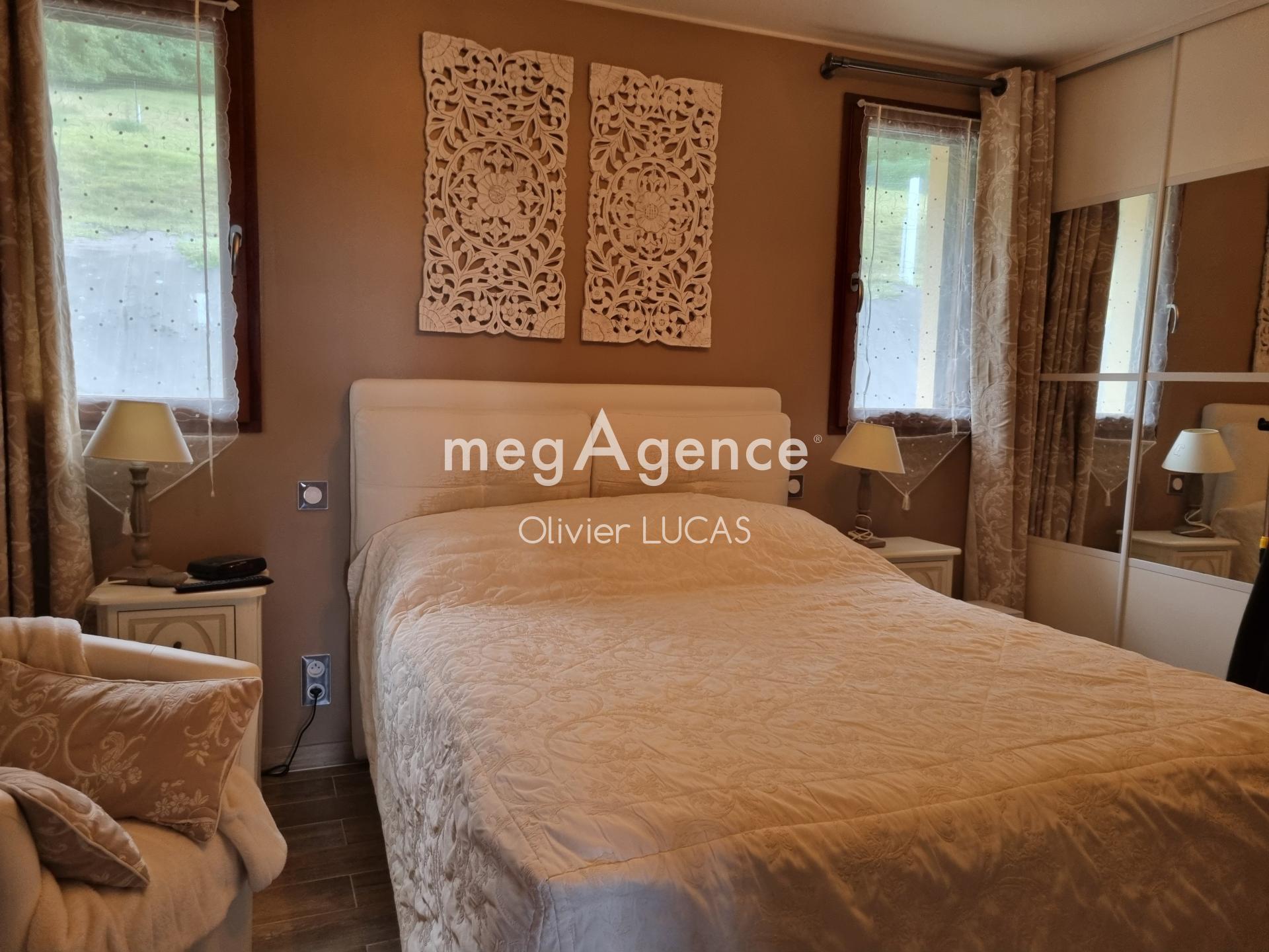 Miniature photo - 11 / 16