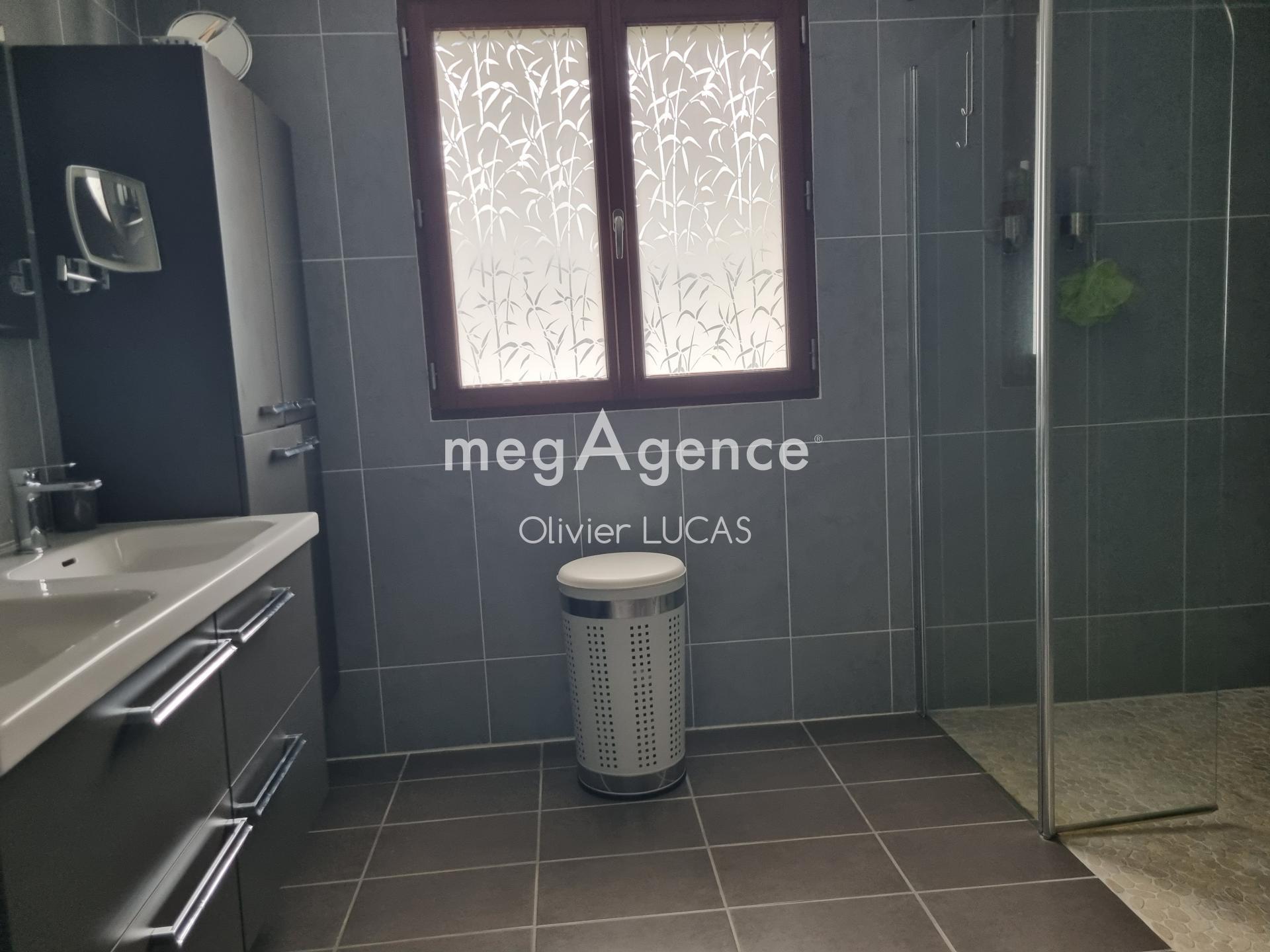 Miniature photo - 9 / 16