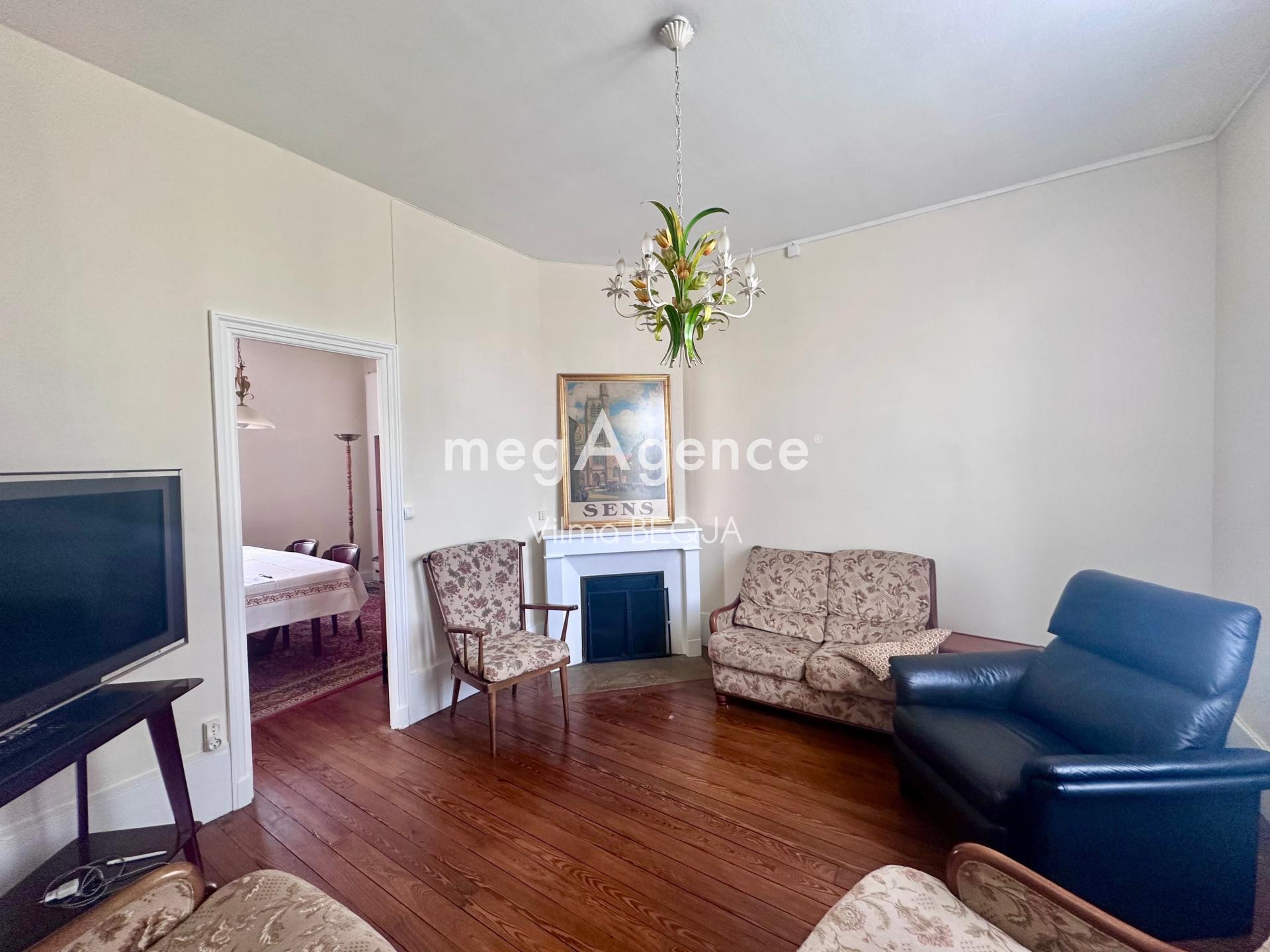 Miniature photo - 2 / 16