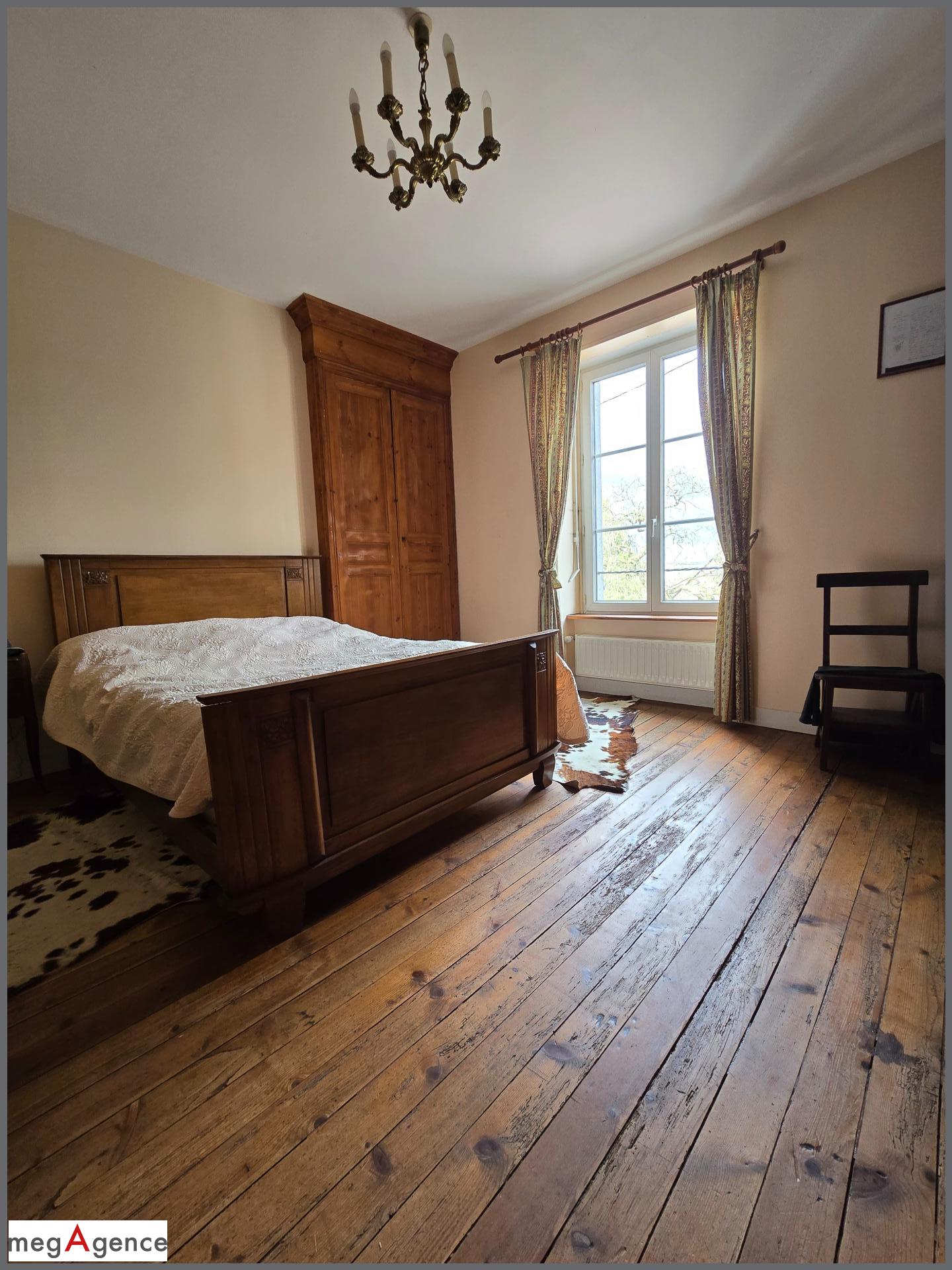 Miniature photo - 9 / 16